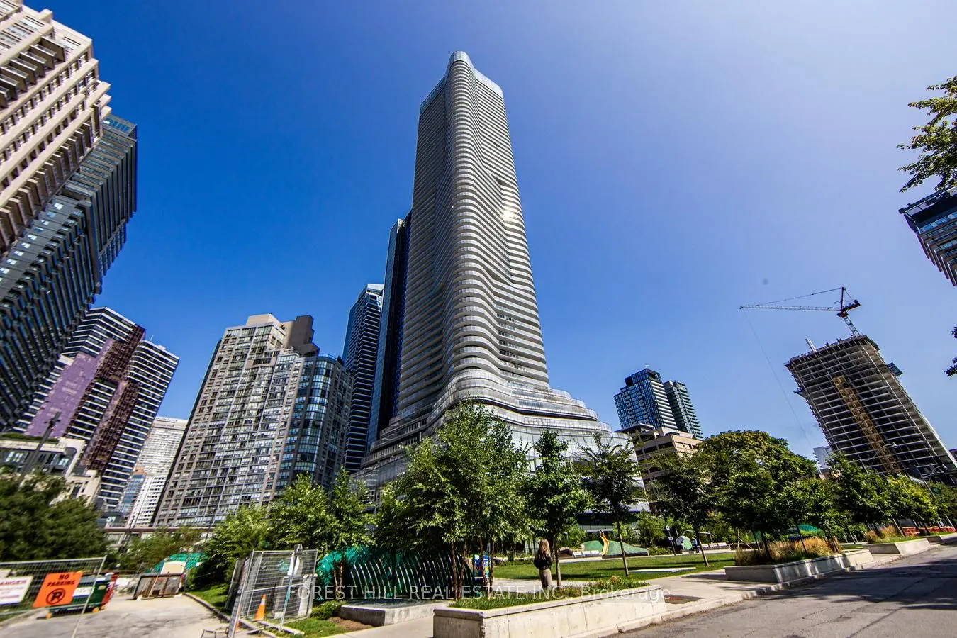 11 Wellesley Street W, #4611