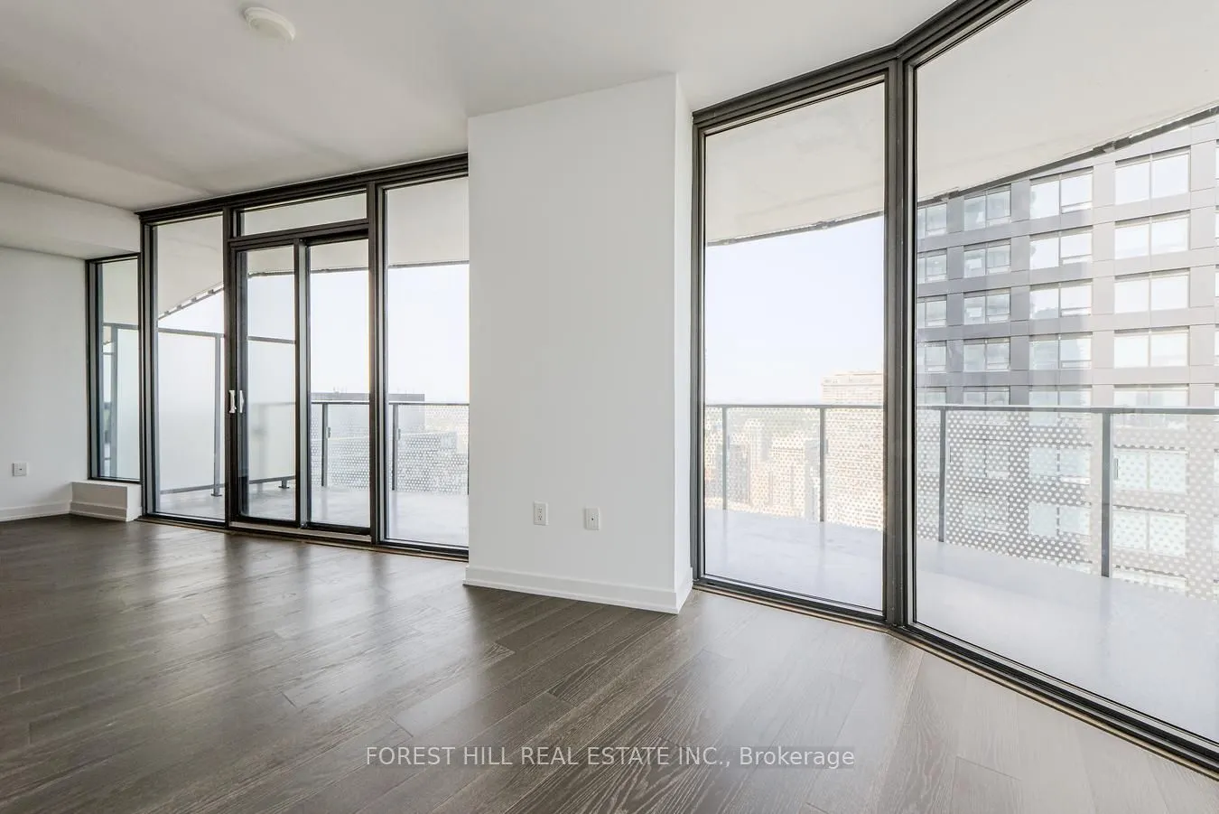 11 Wellesley Street W, #4611