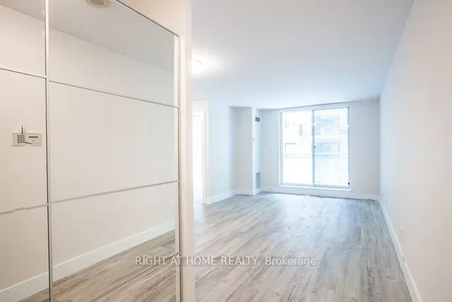 398 EGLINTON Avenue E, #306