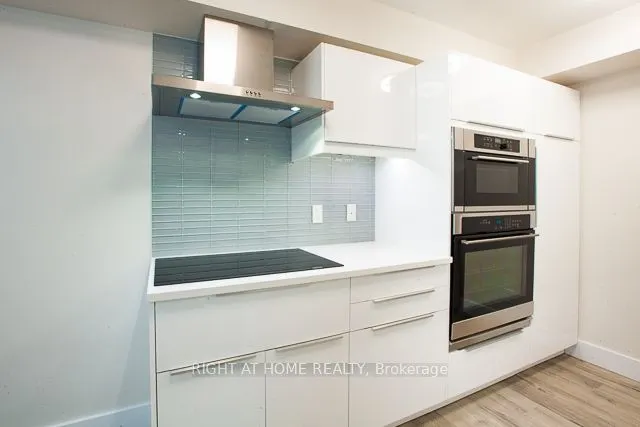 398 EGLINTON Avenue E, #306