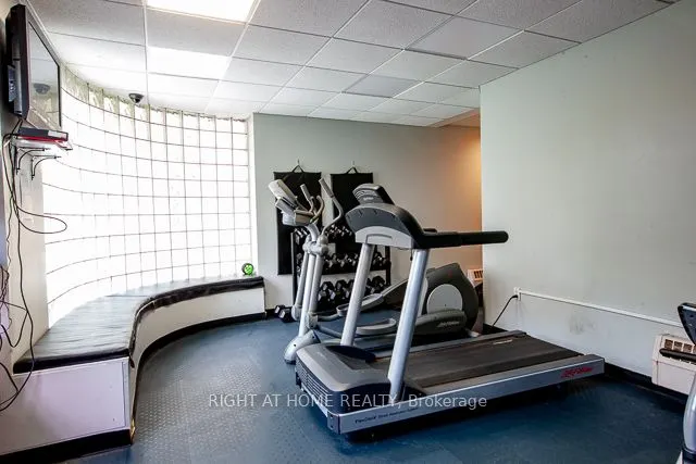 398 EGLINTON Avenue E, #306