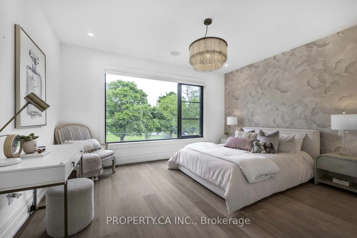 8 Manor Haven Road