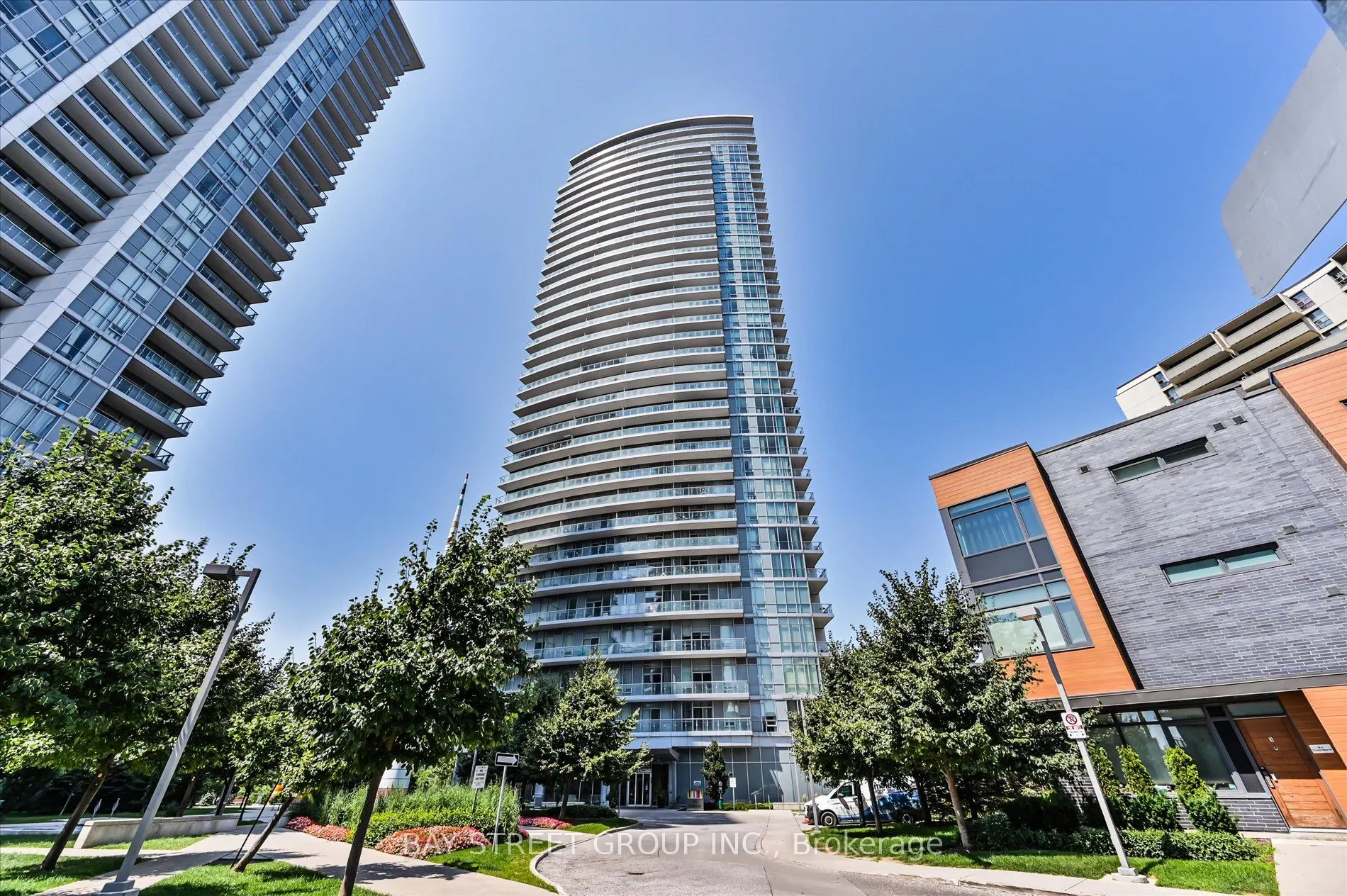 70 Forest Manor Road, #2202