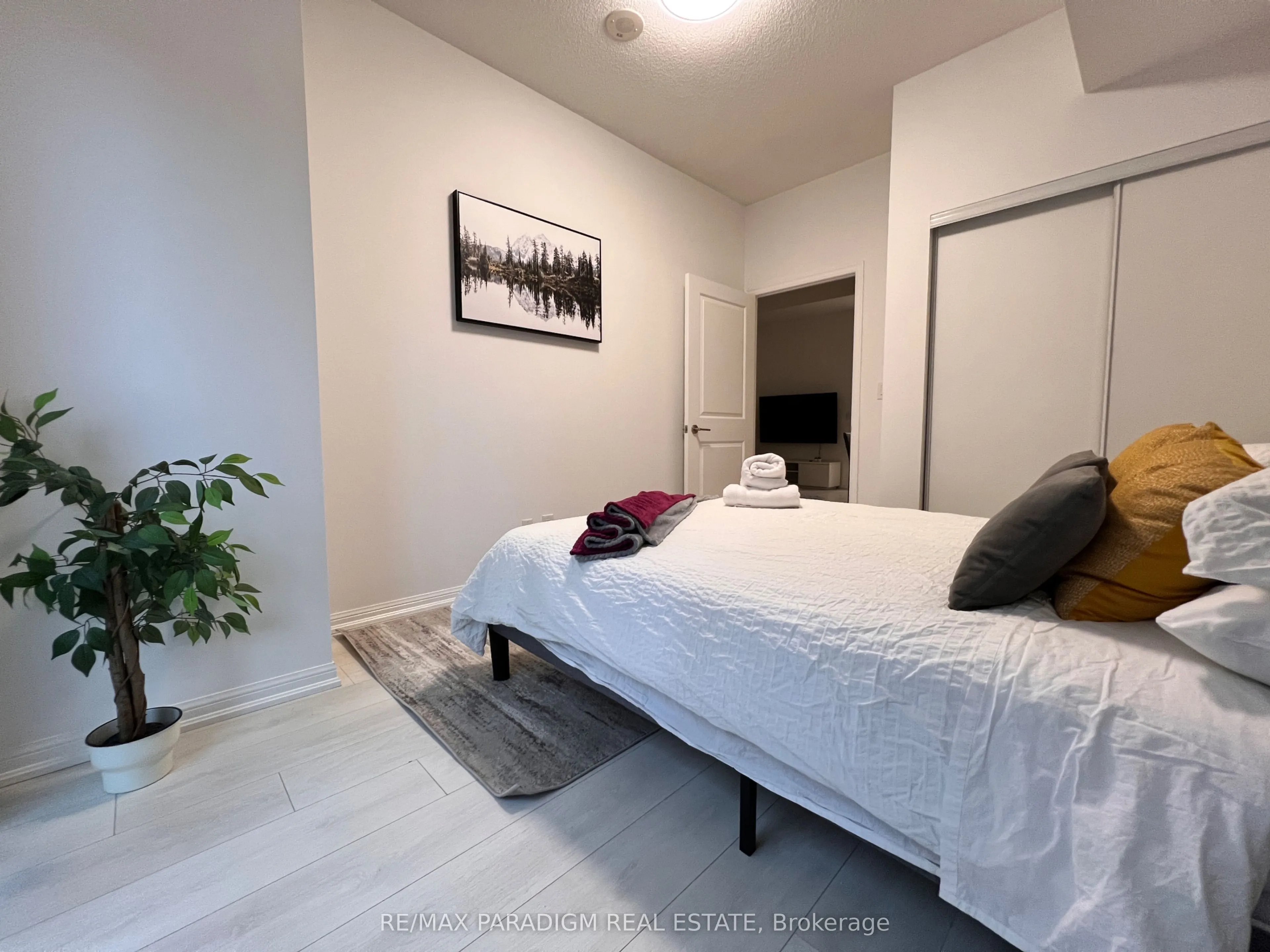 35 Bastion Street, #109