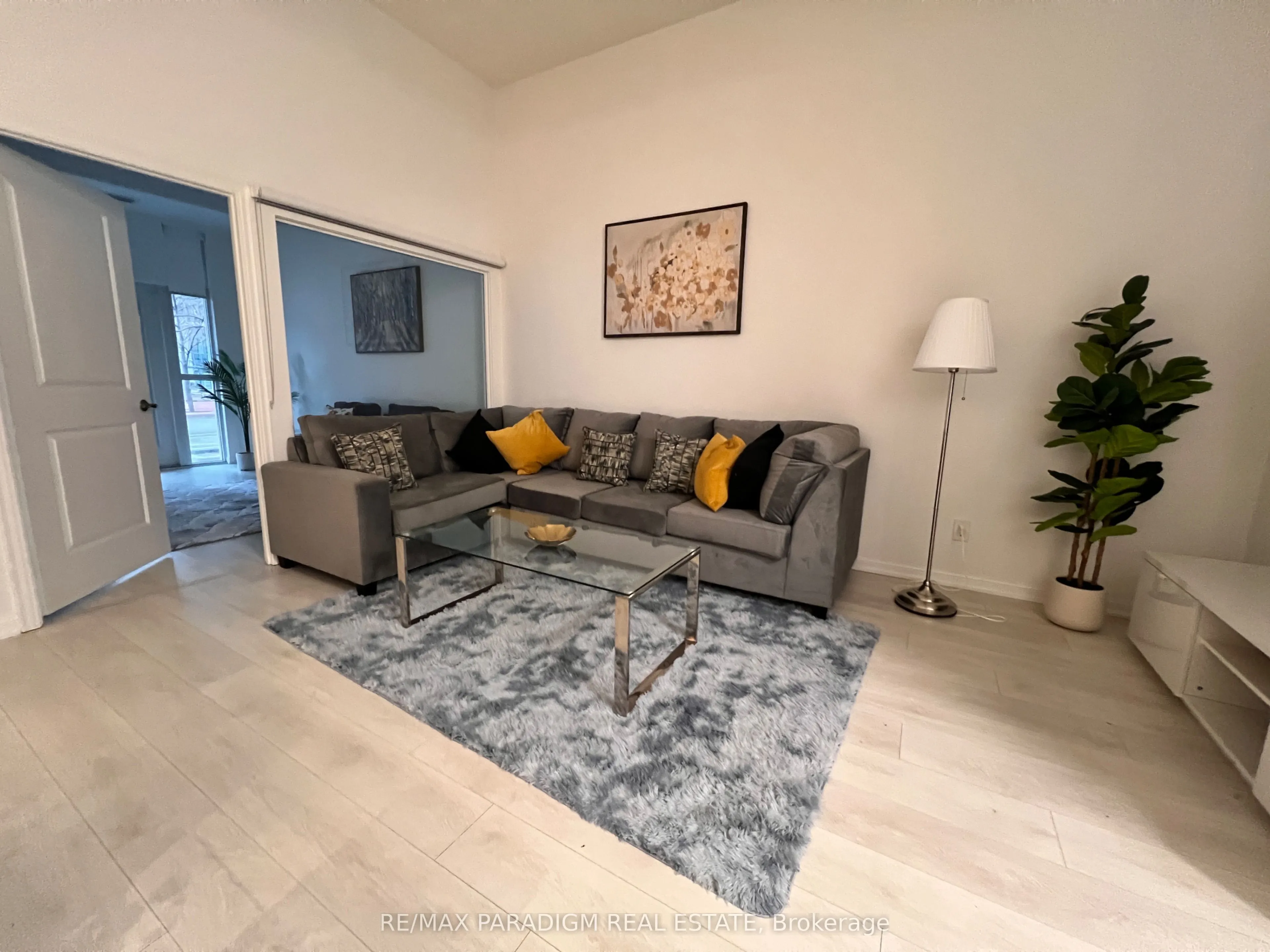 35 Bastion Street, #109