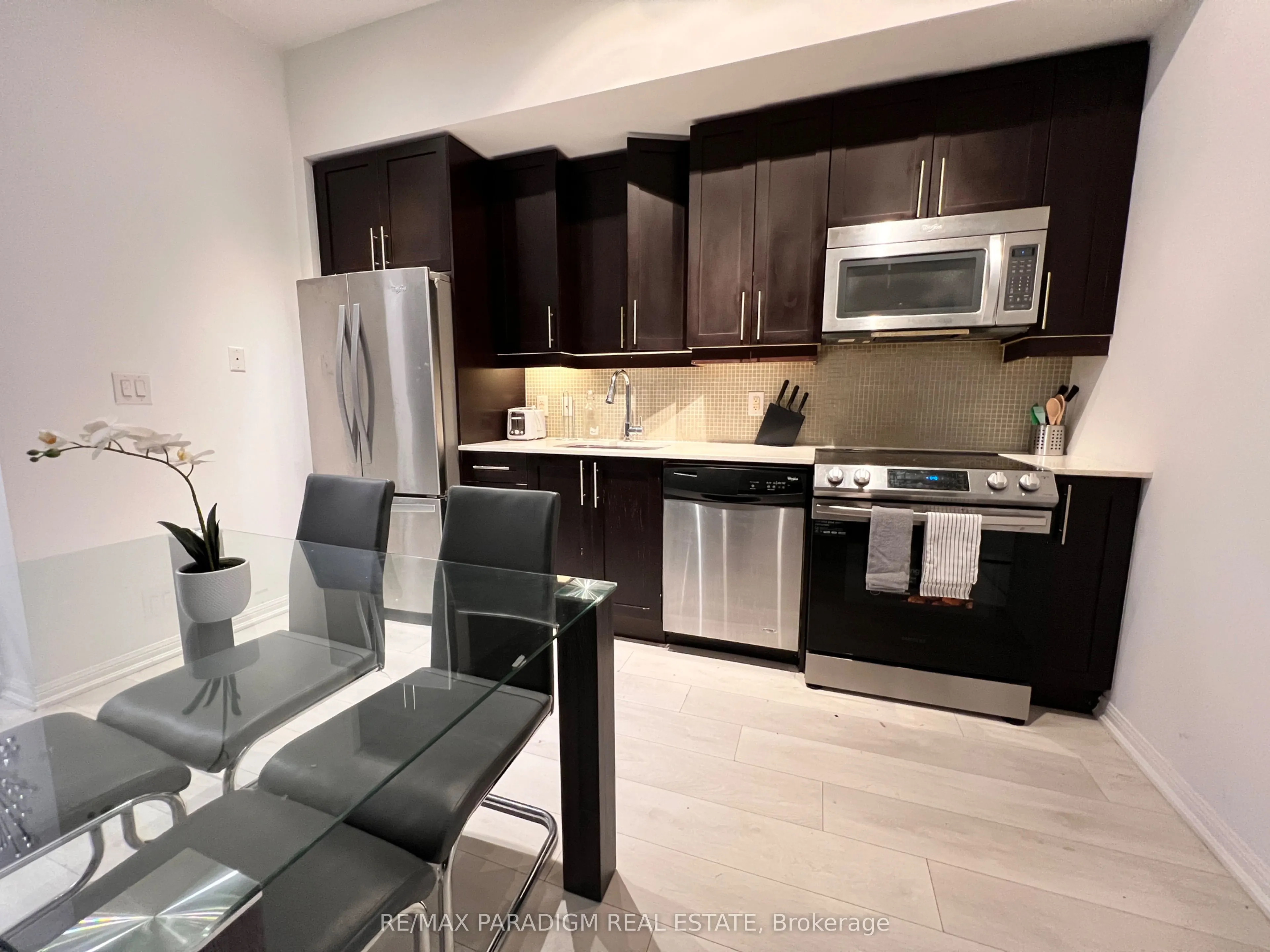 35 Bastion Street, #109