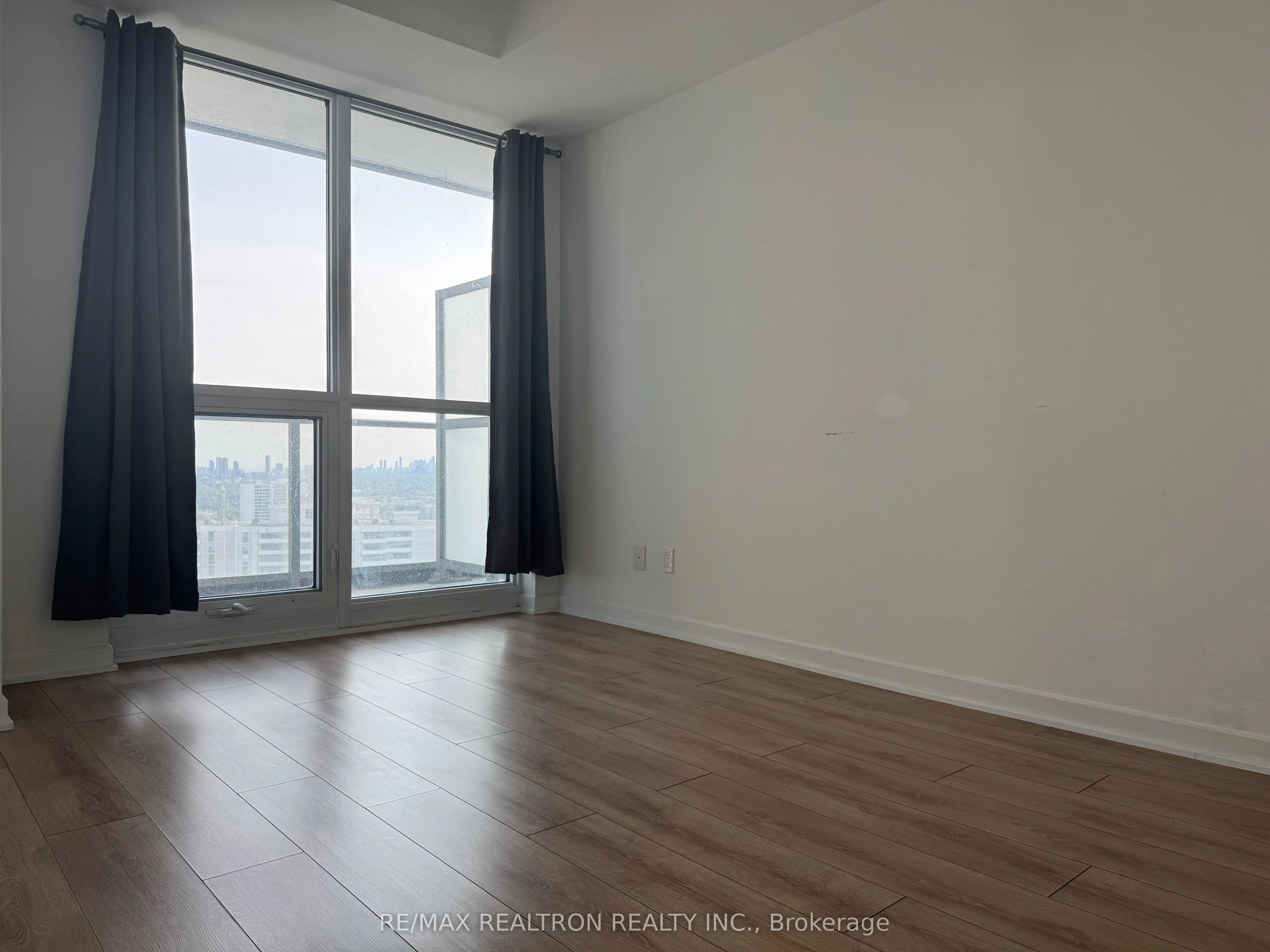 38 Forest Manor Road, #1805