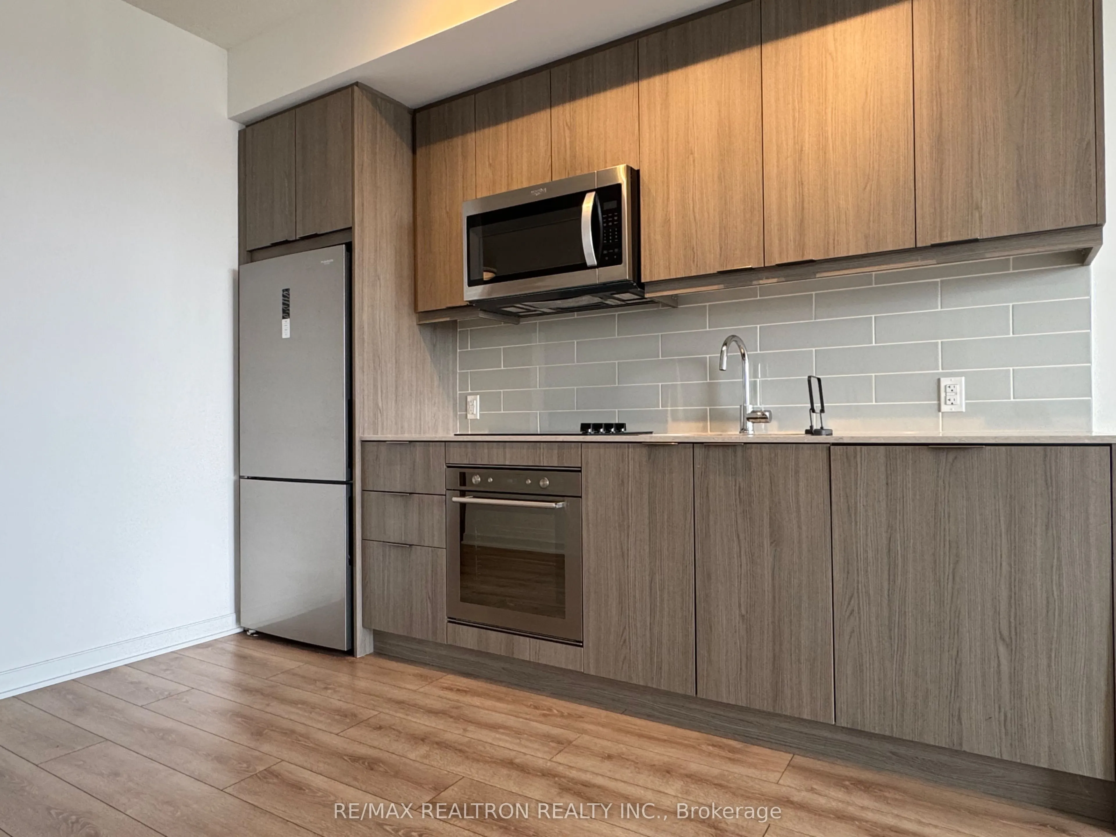 38 Forest Manor Road, #1805