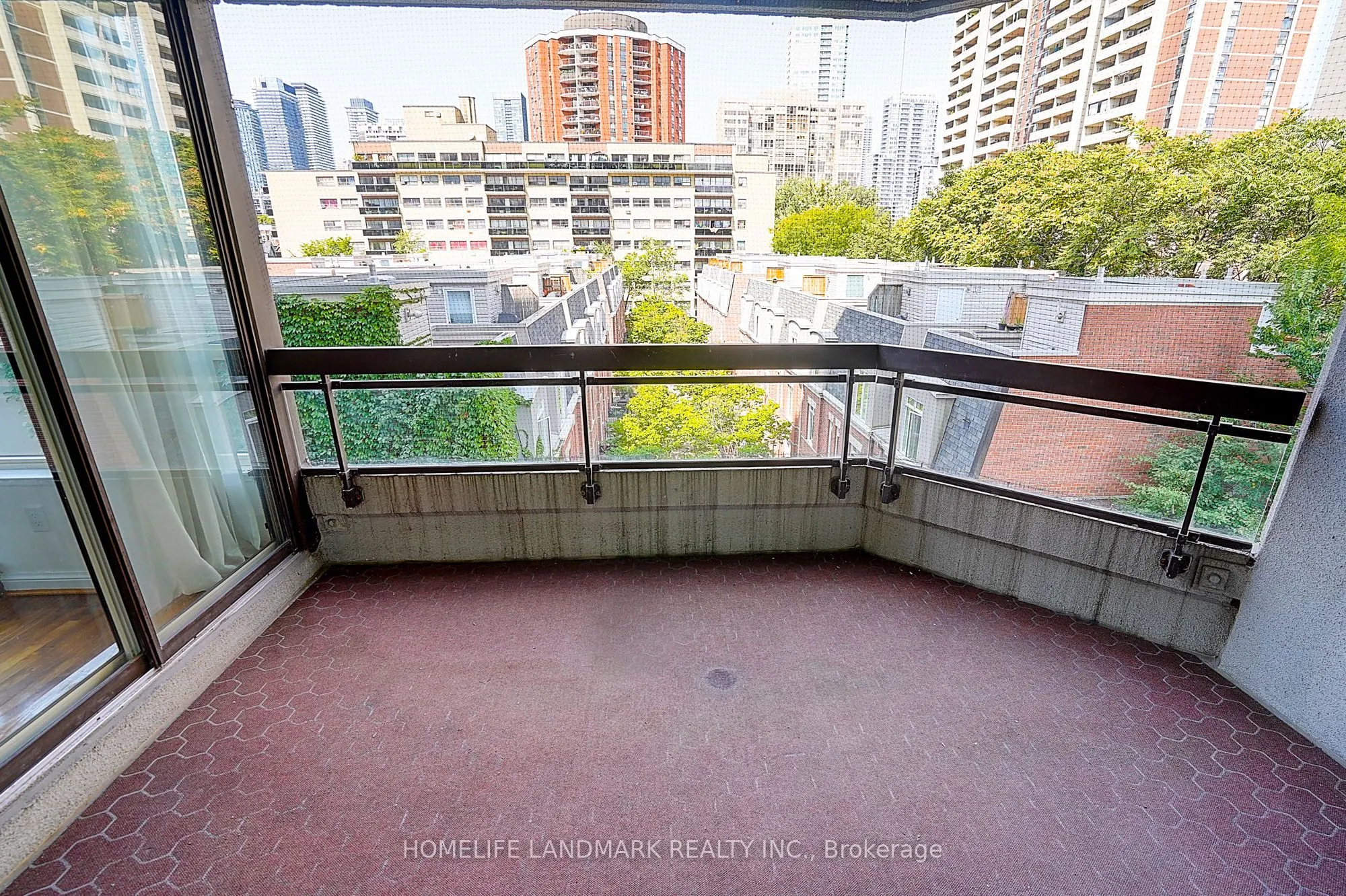 130 Carlton Street, #503