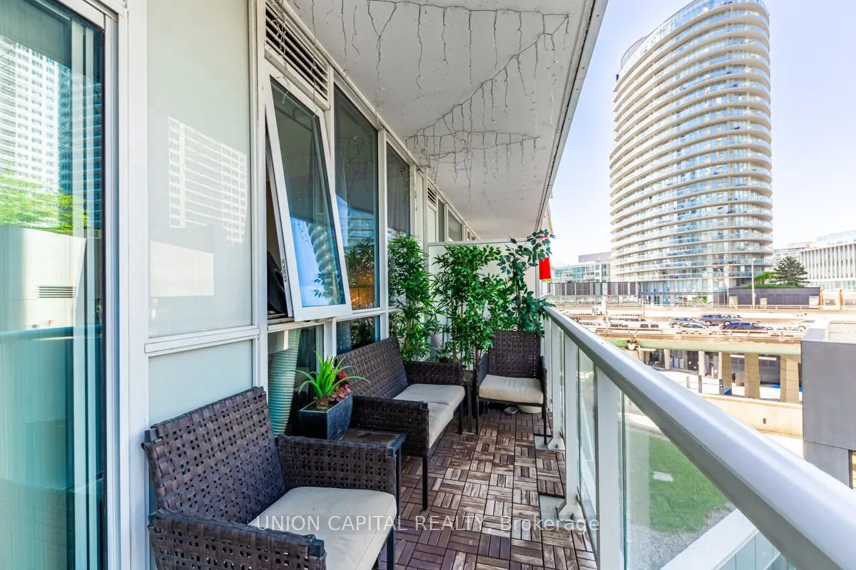 75 Queens Wharf Road, #612