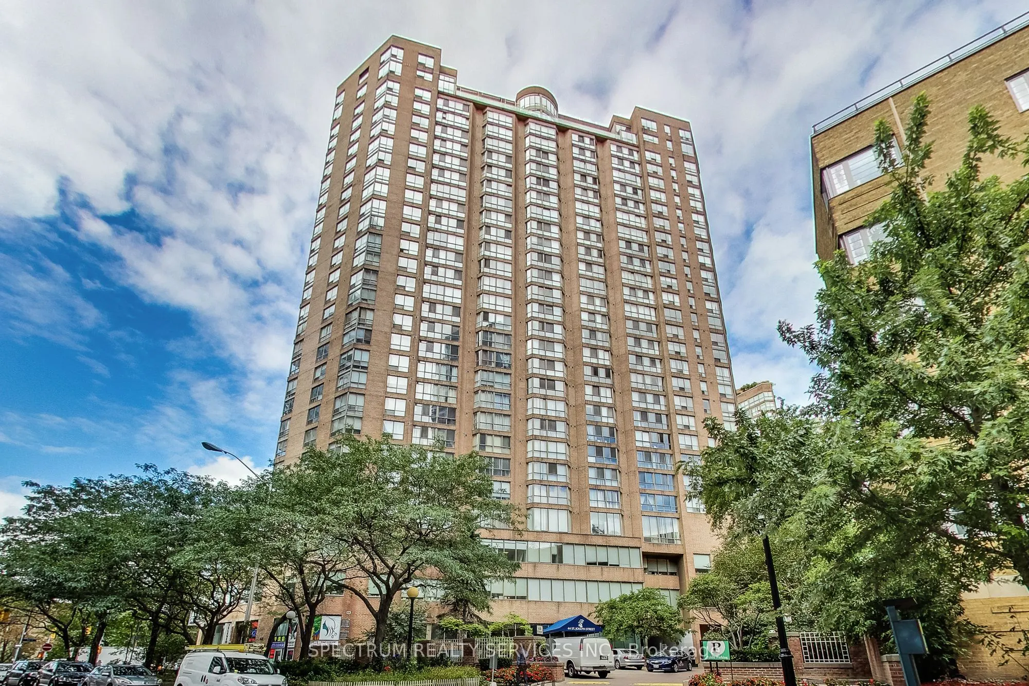 44 St Joseph Street, #1605