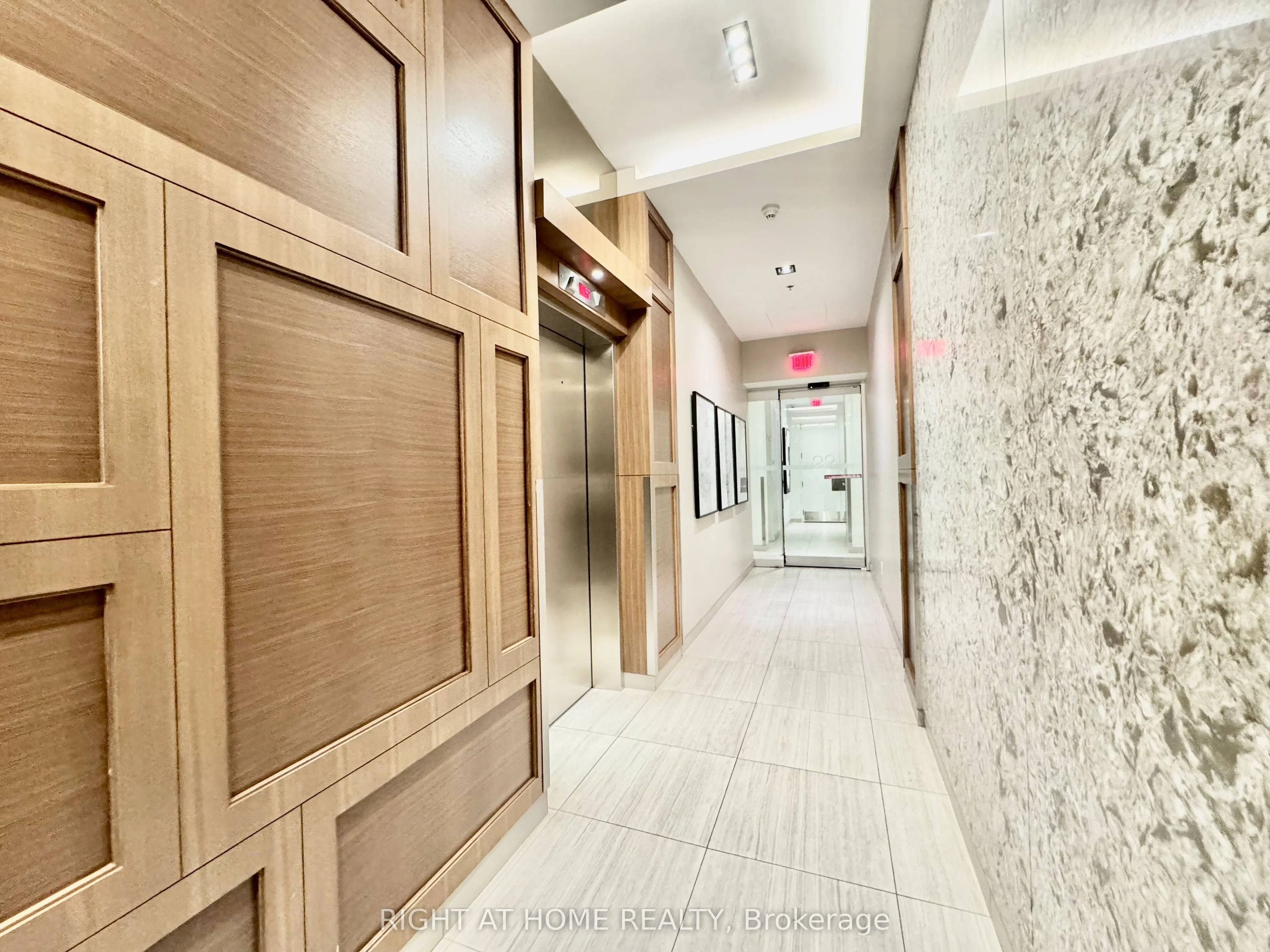88 Scott Street, #5004