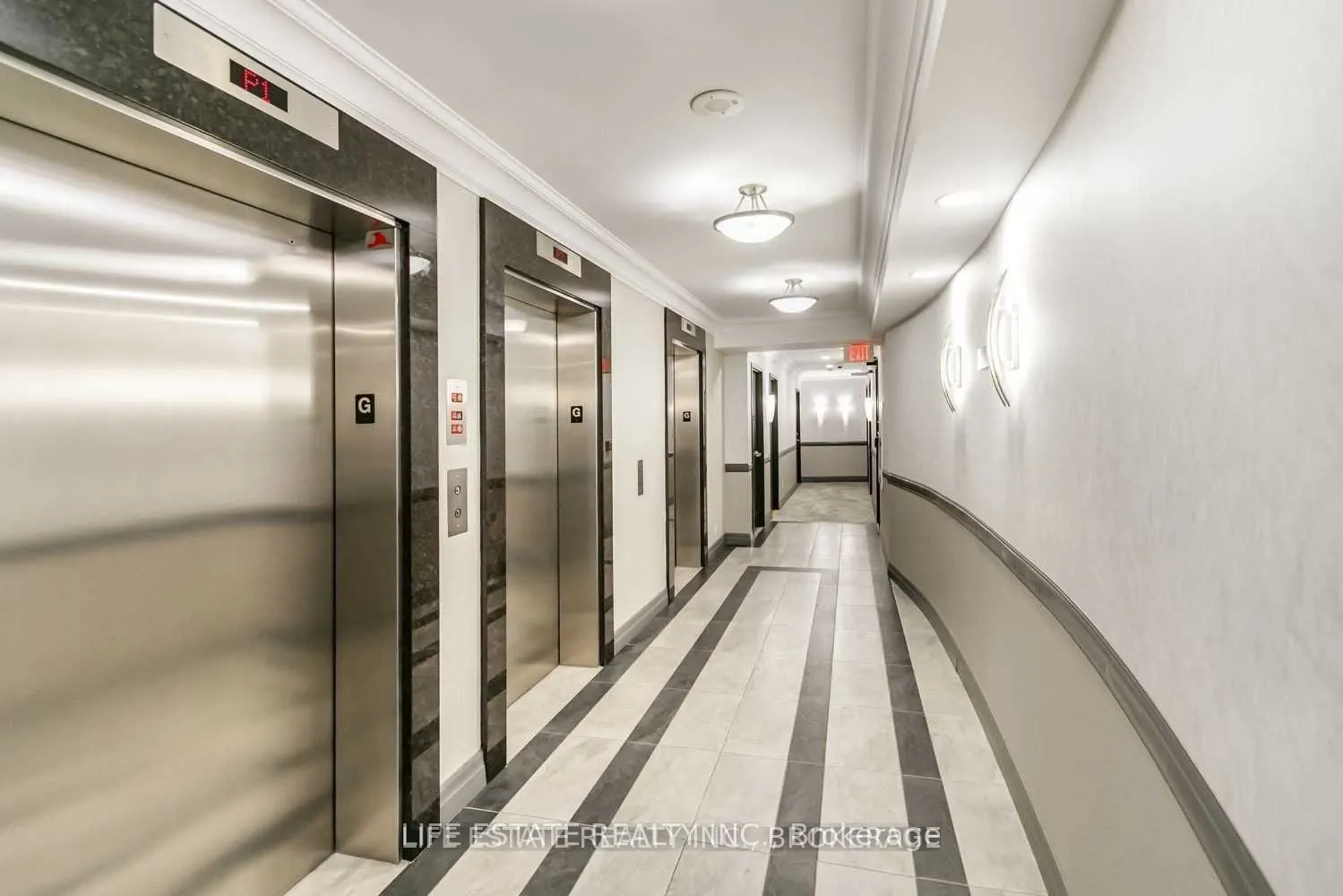 900 Mount Pleasant Road, #1204