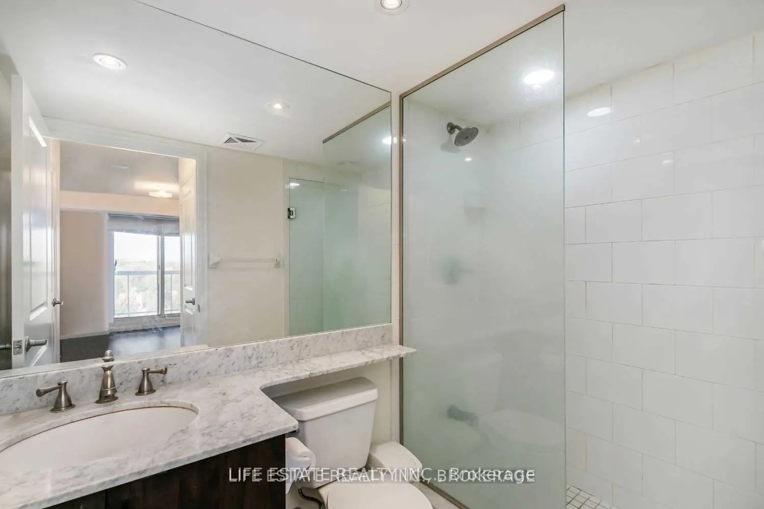 900 Mount Pleasant Road, #1204