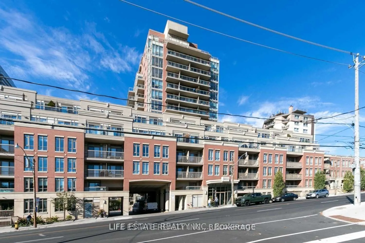 900 Mount Pleasant Road, #1204