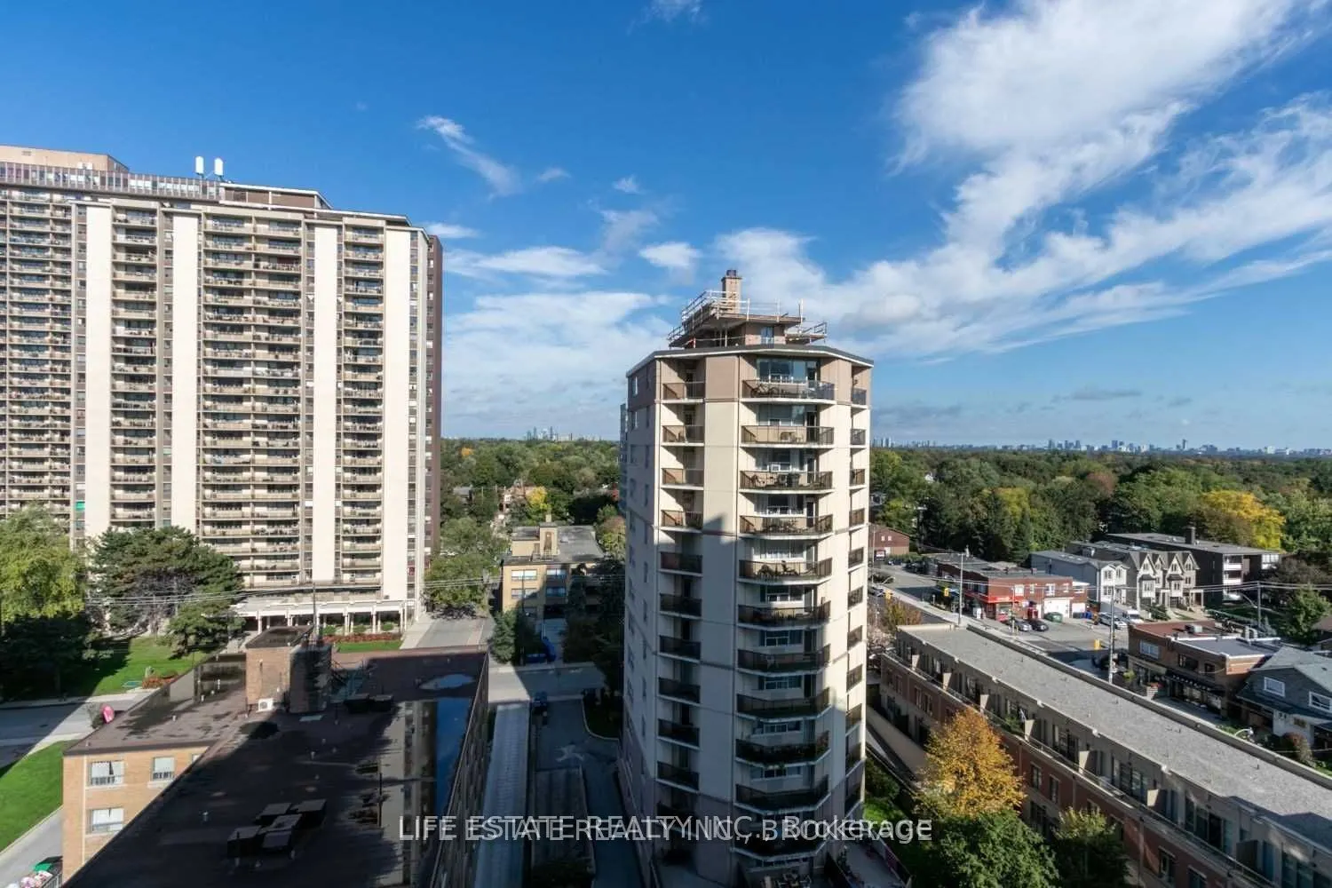 900 Mount Pleasant Road, #1204