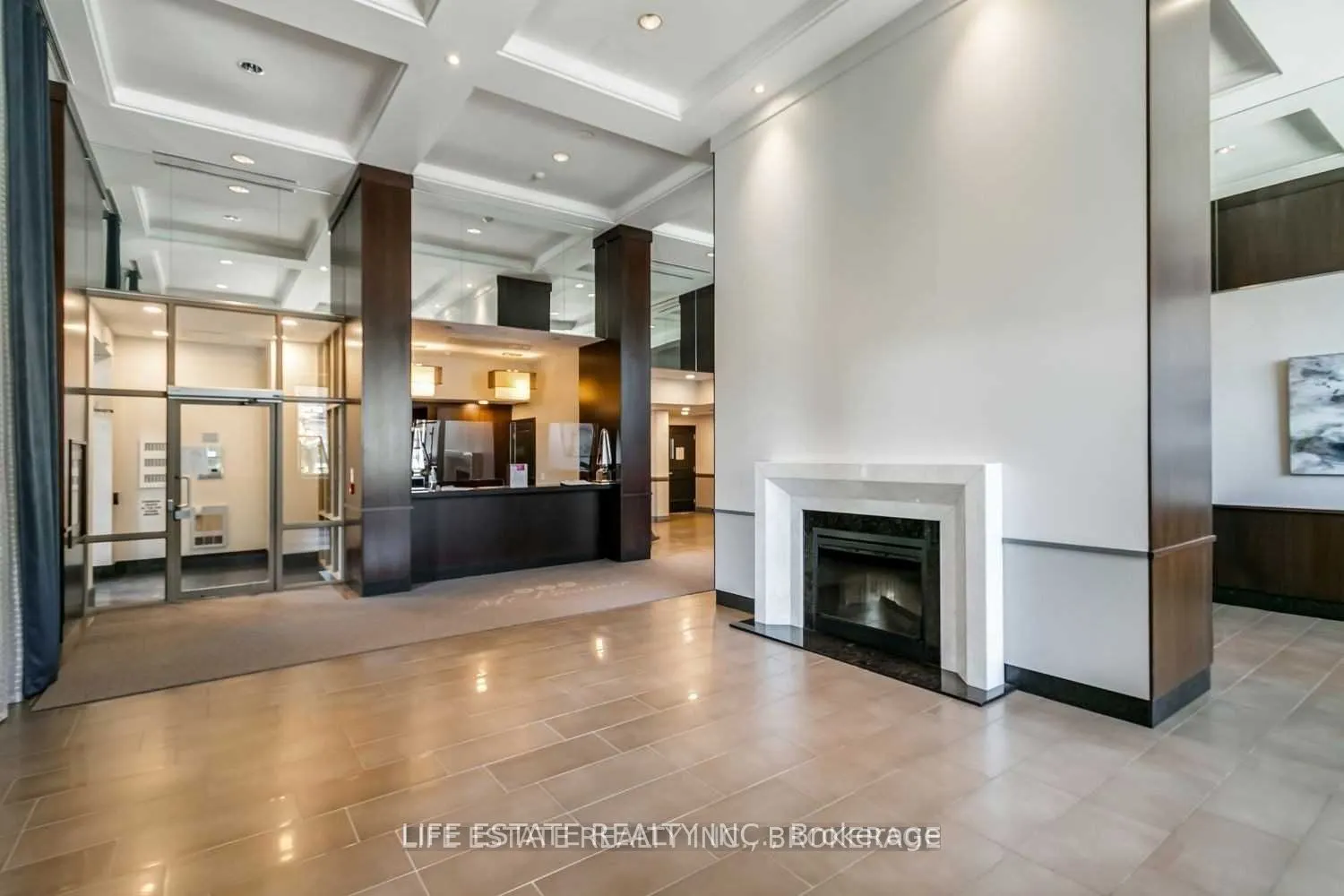900 Mount Pleasant Road, #1204