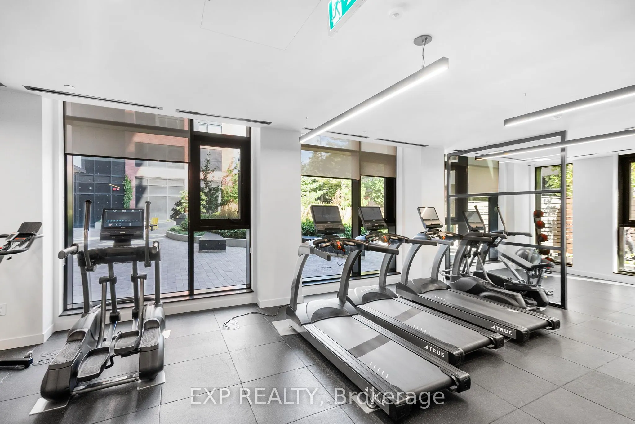 8 TIPPETT Road, #1605