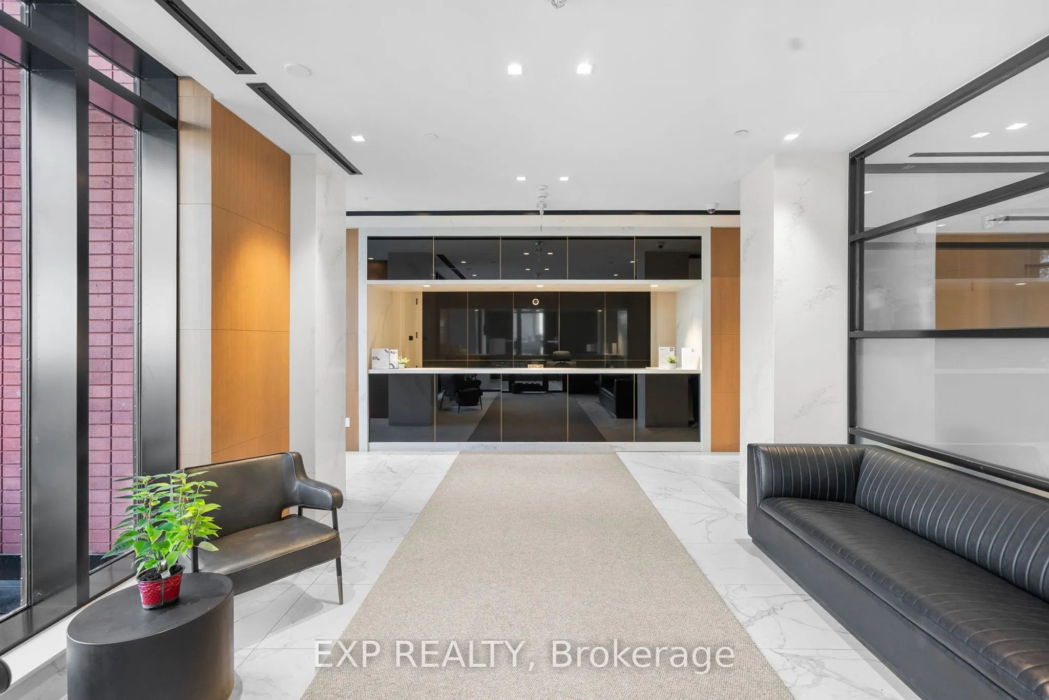 8 TIPPETT Road, #1605