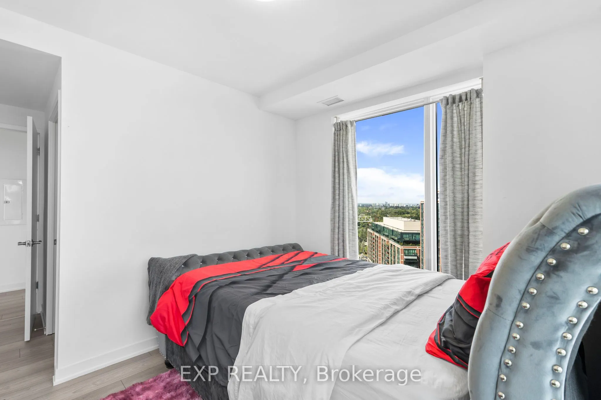 8 TIPPETT Road, #1605