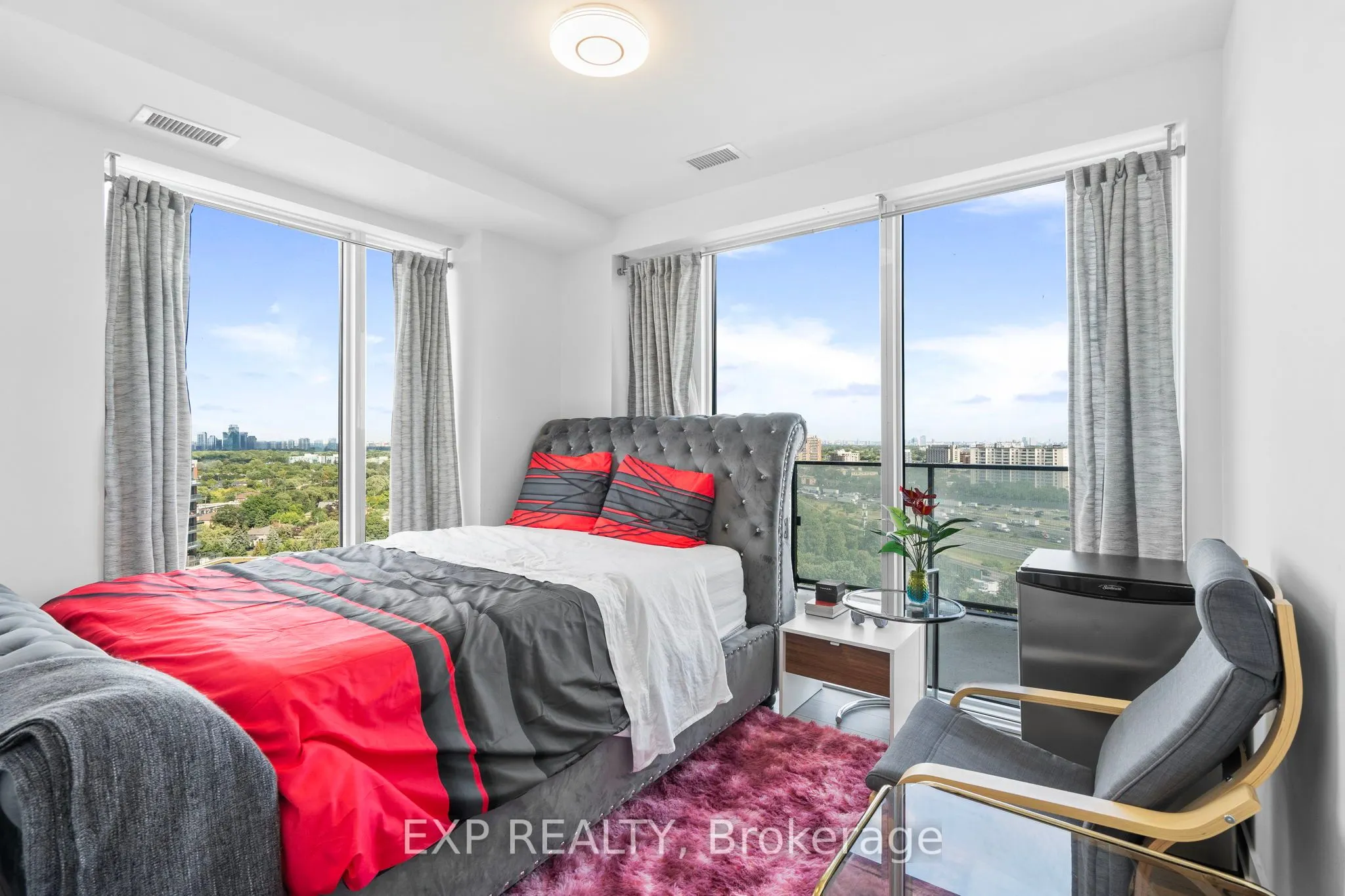 8 TIPPETT Road, #1605