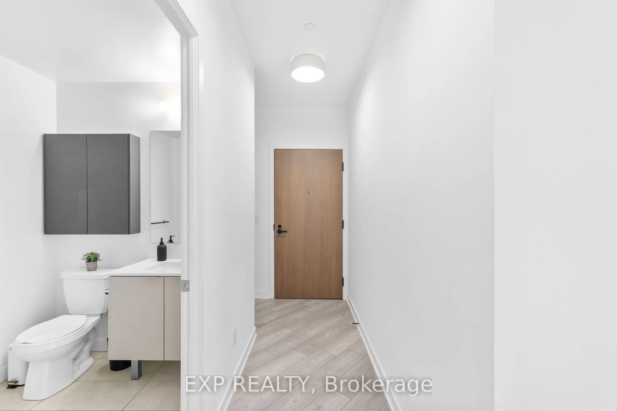 8 TIPPETT Road, #1605