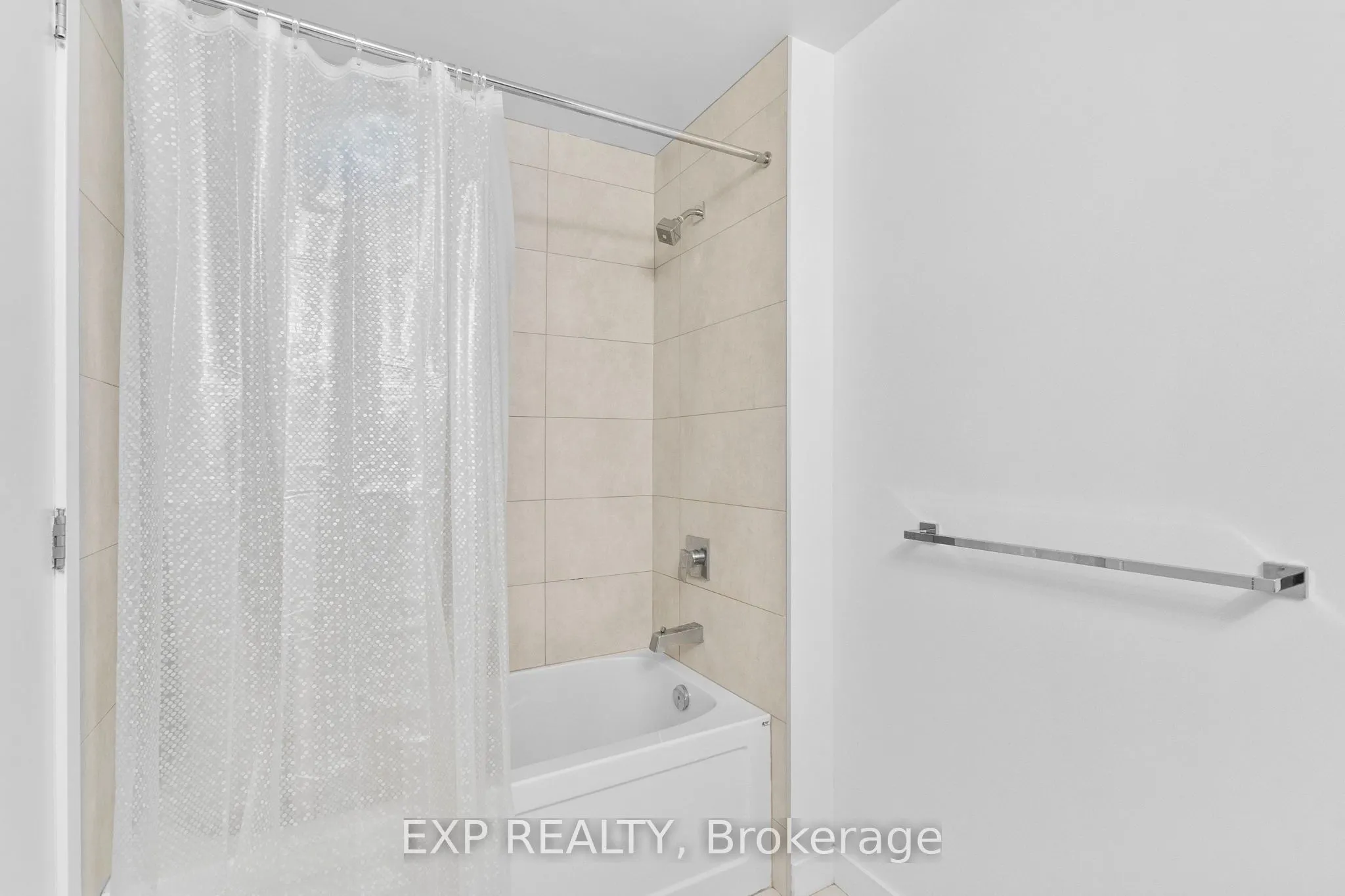 8 TIPPETT Road, #1605