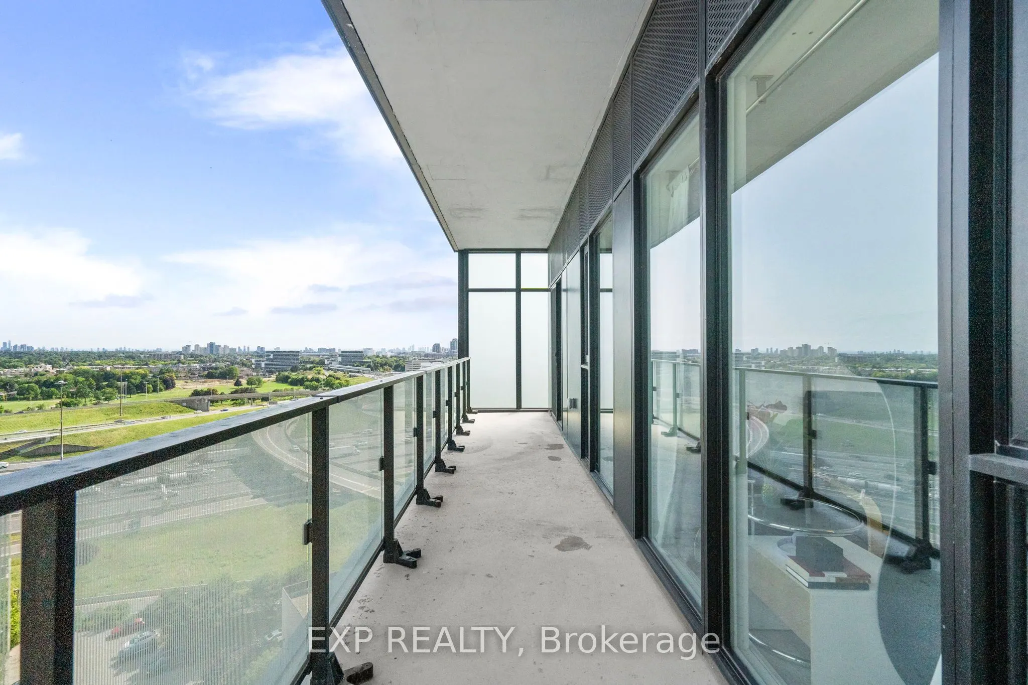 8 TIPPETT Road, #1605