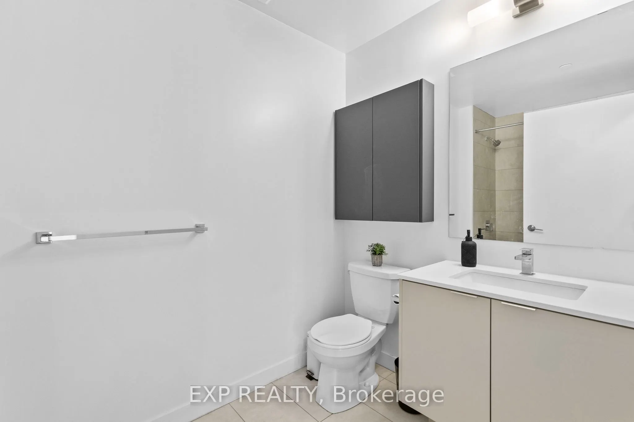 8 TIPPETT Road, #1605