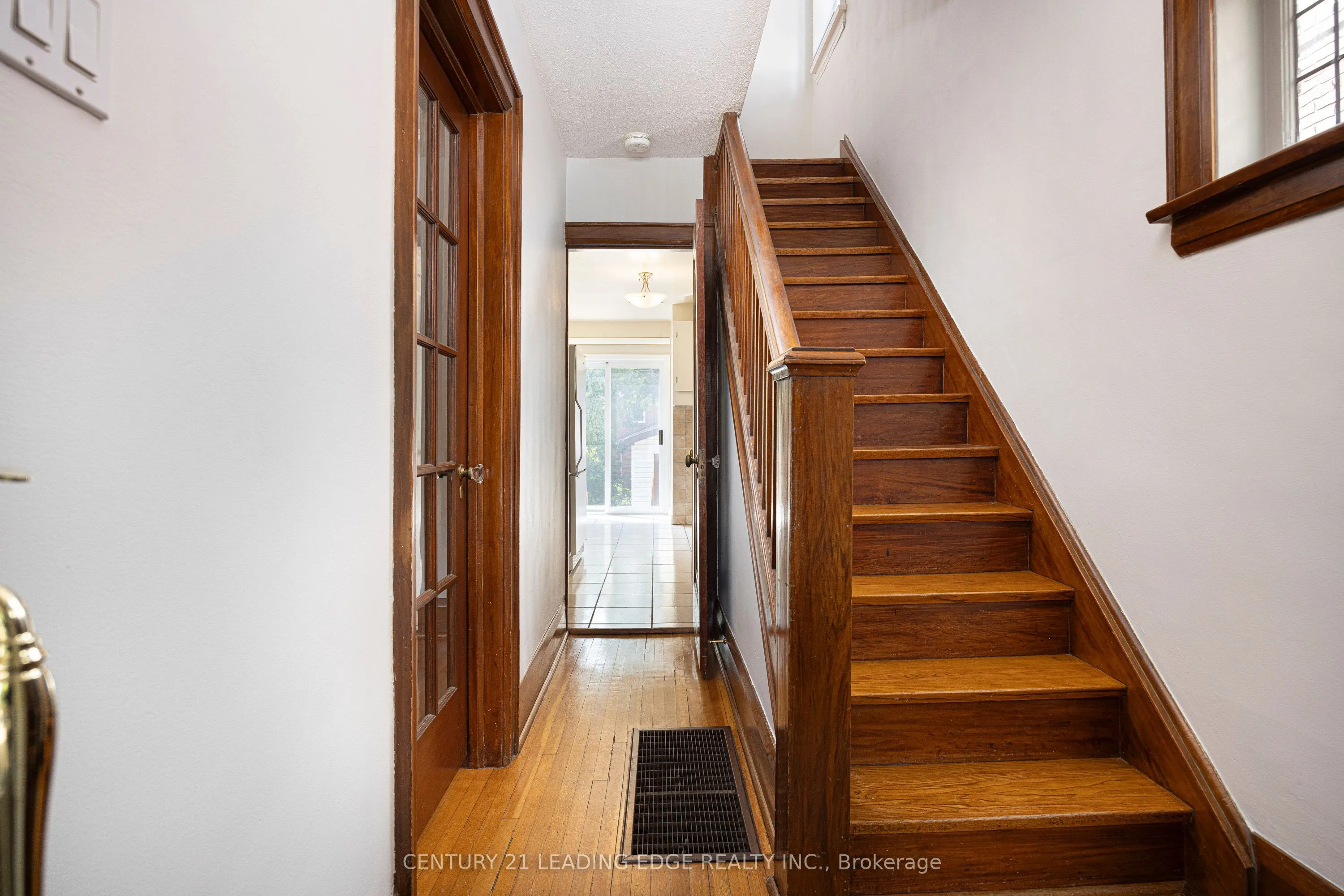 17 Douglas Avenue
