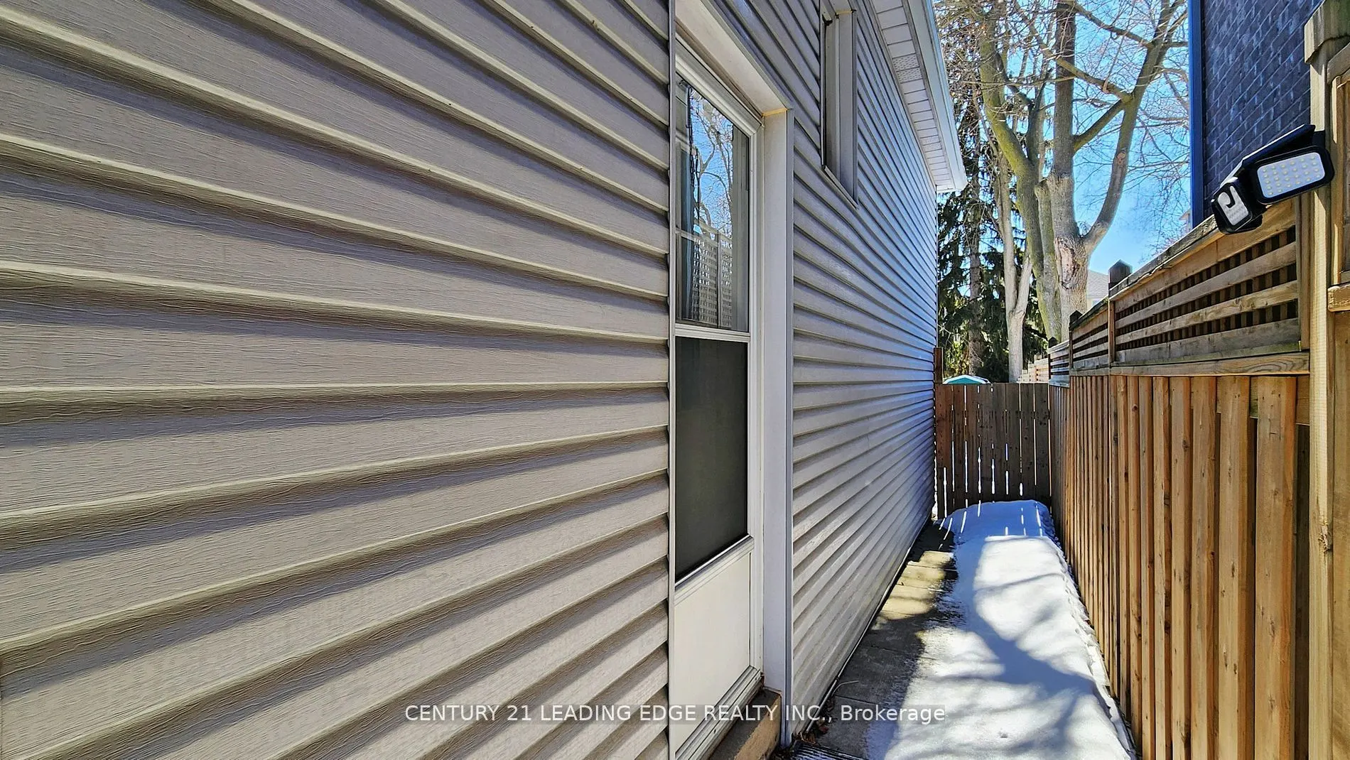 131 Florence Street, #Basement