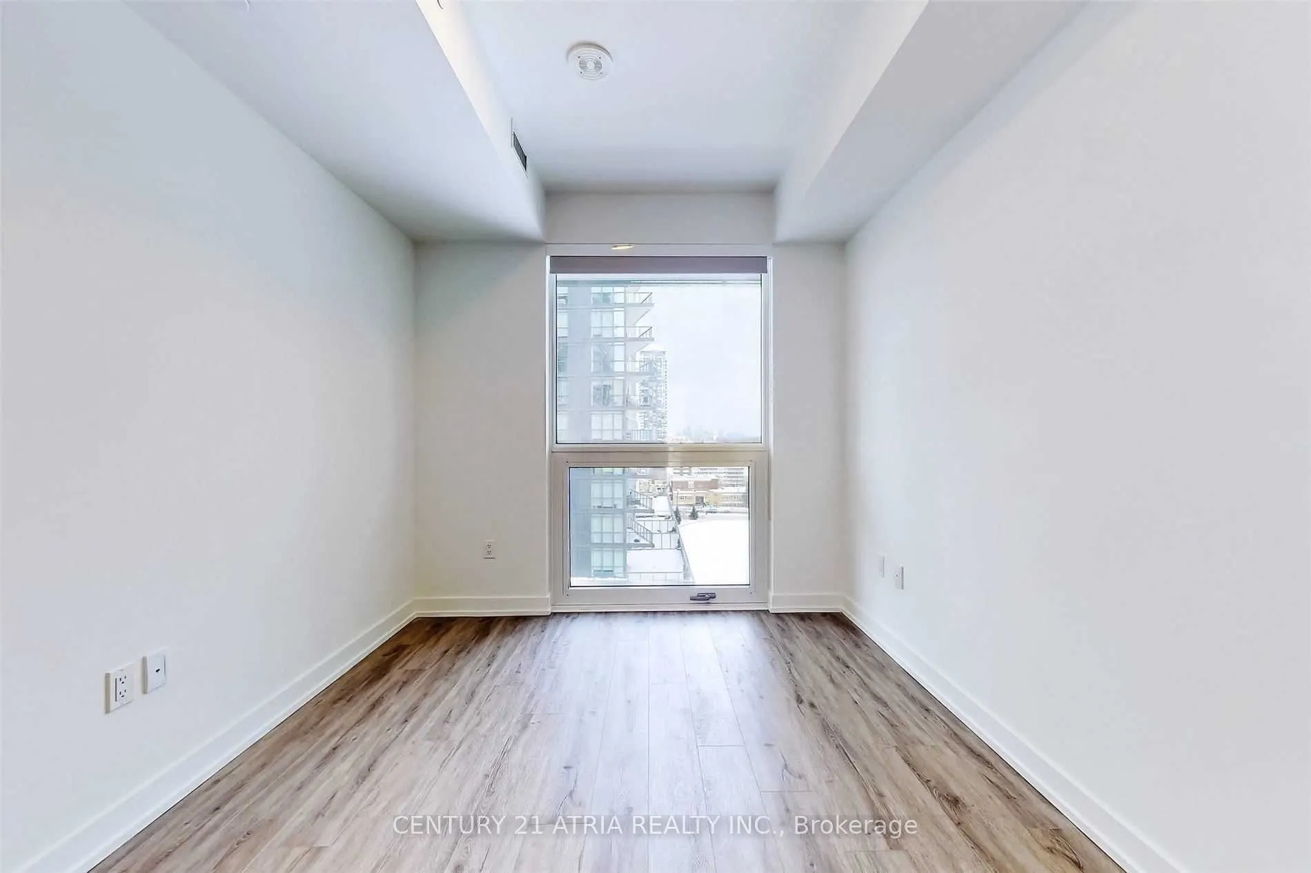 39 Roehampton Avenue, #908