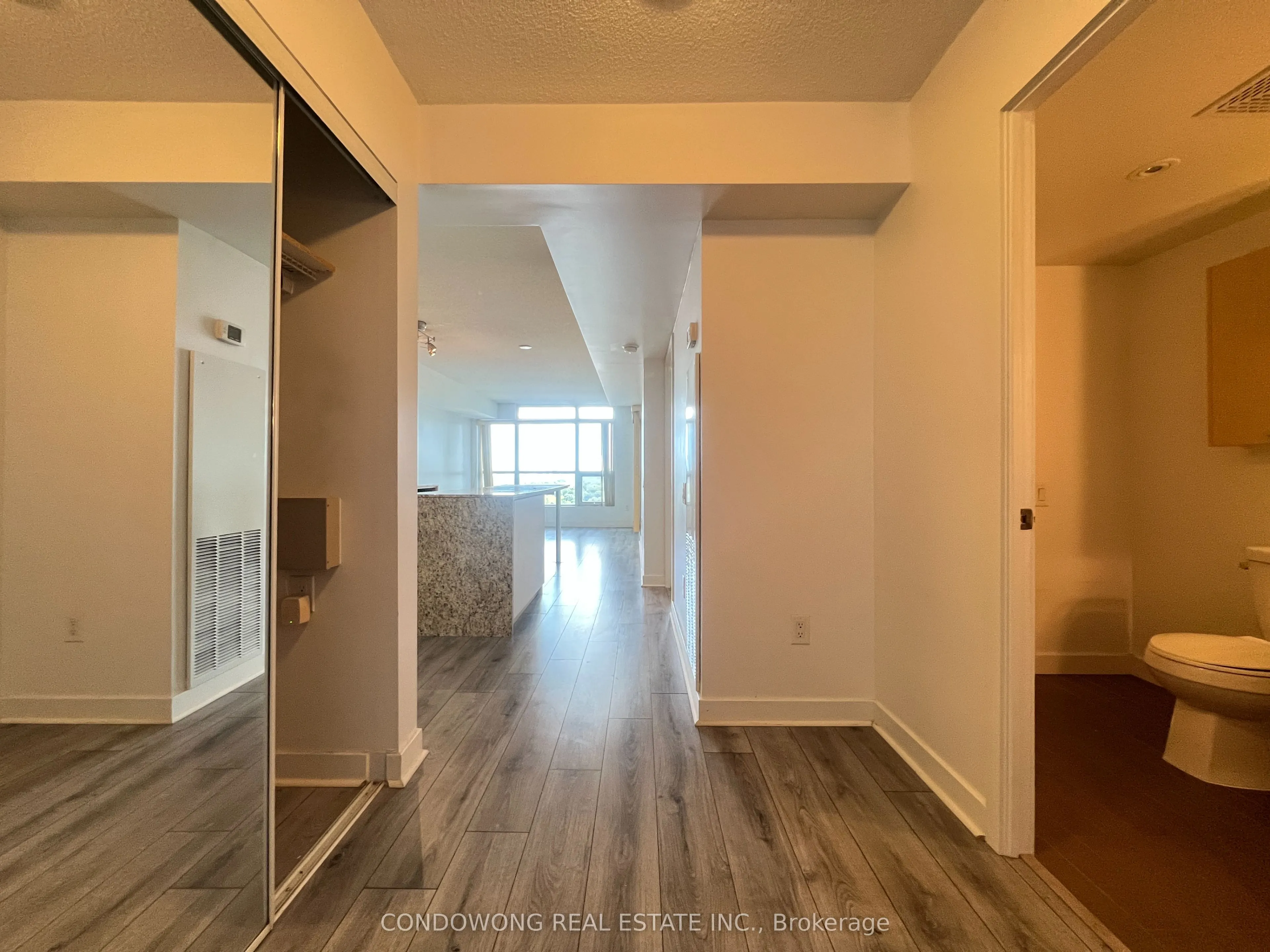 33 Singer Court, #1710