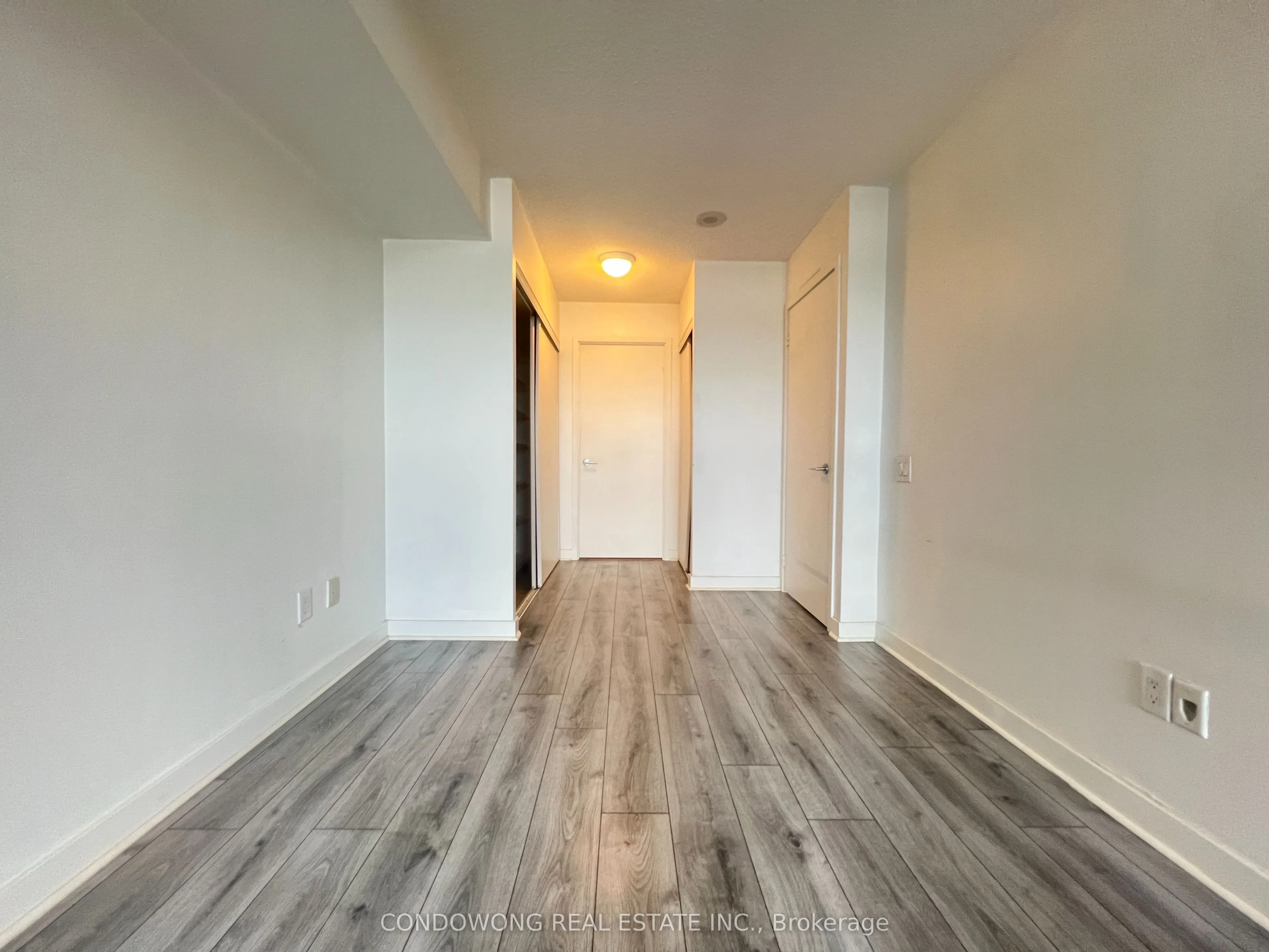 33 Singer Court, #1710