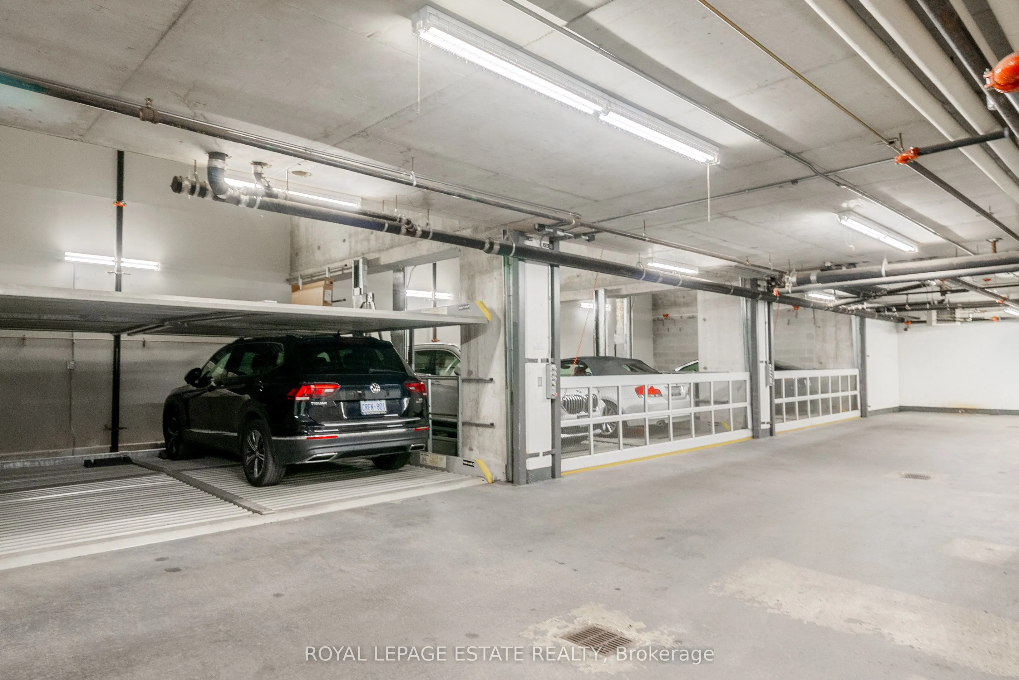 533 Richmond Street W, #304