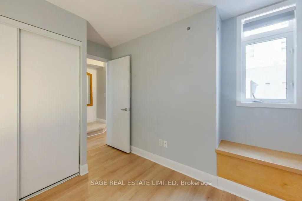 415 Jarvis Street, #338
