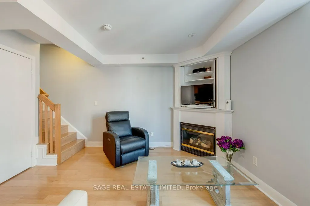 415 Jarvis Street, #338