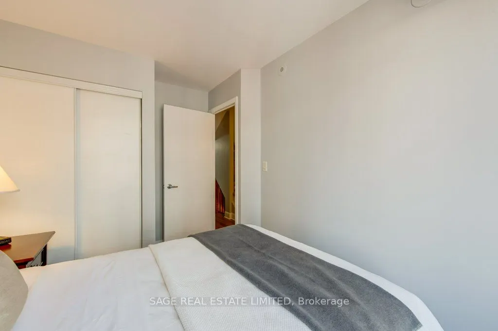 415 Jarvis Street, #338