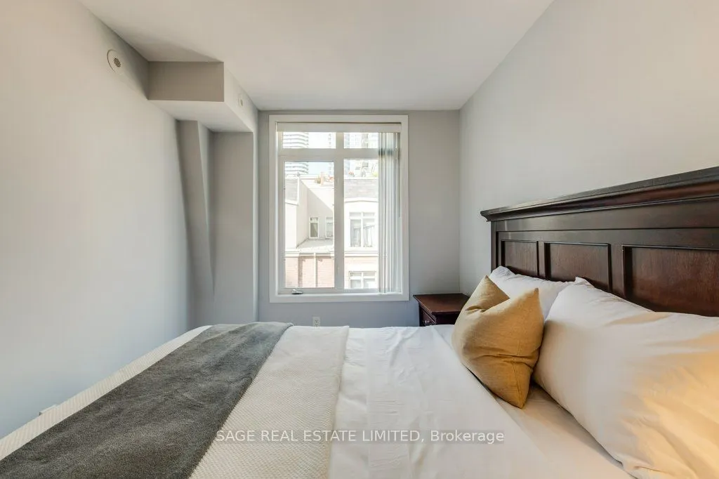 415 Jarvis Street, #338