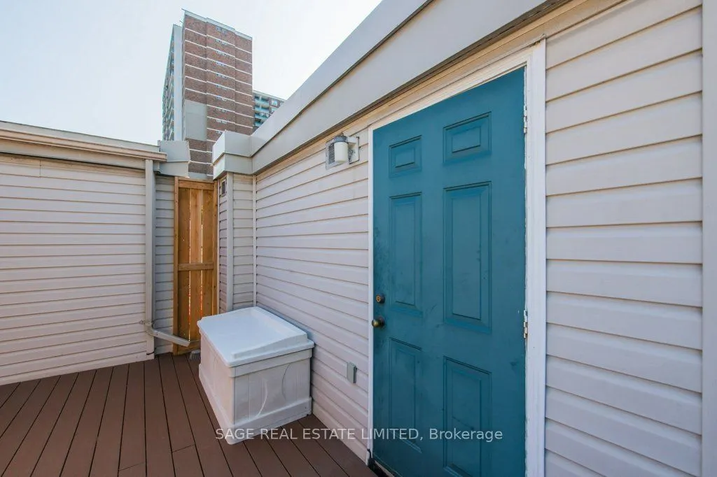 415 Jarvis Street, #338