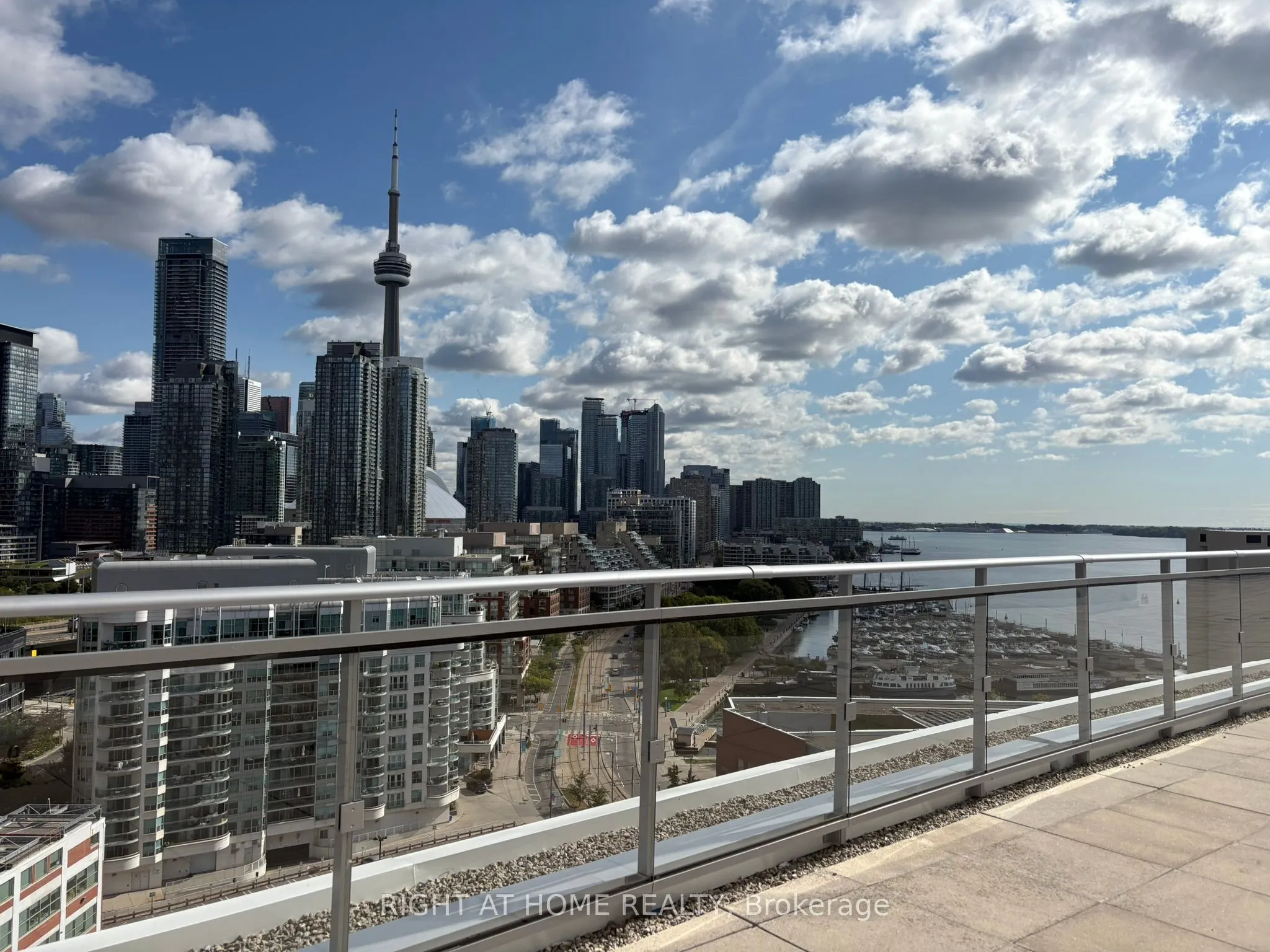 650 QUEENS Quay W, #1011