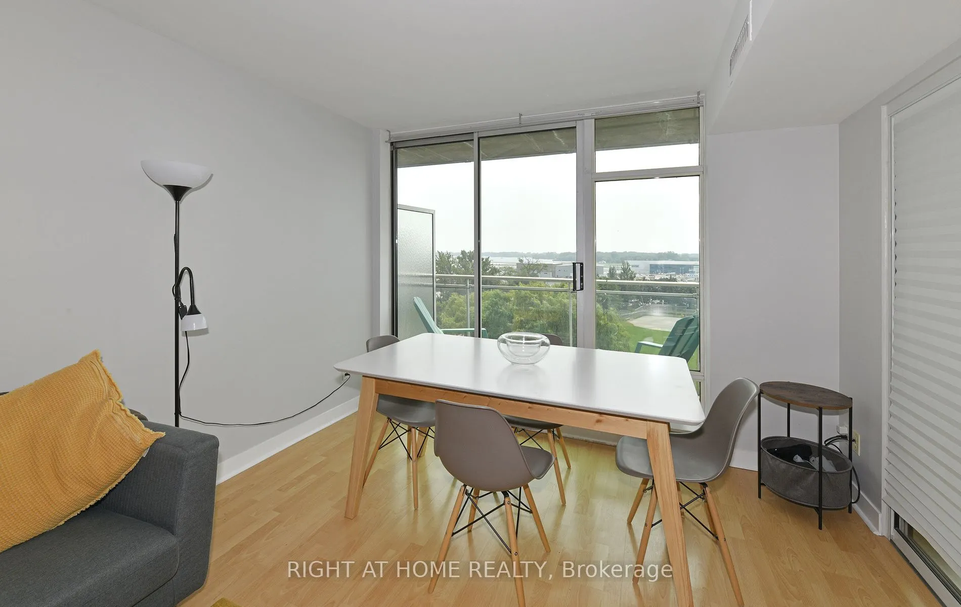 650 QUEENS Quay W, #1011