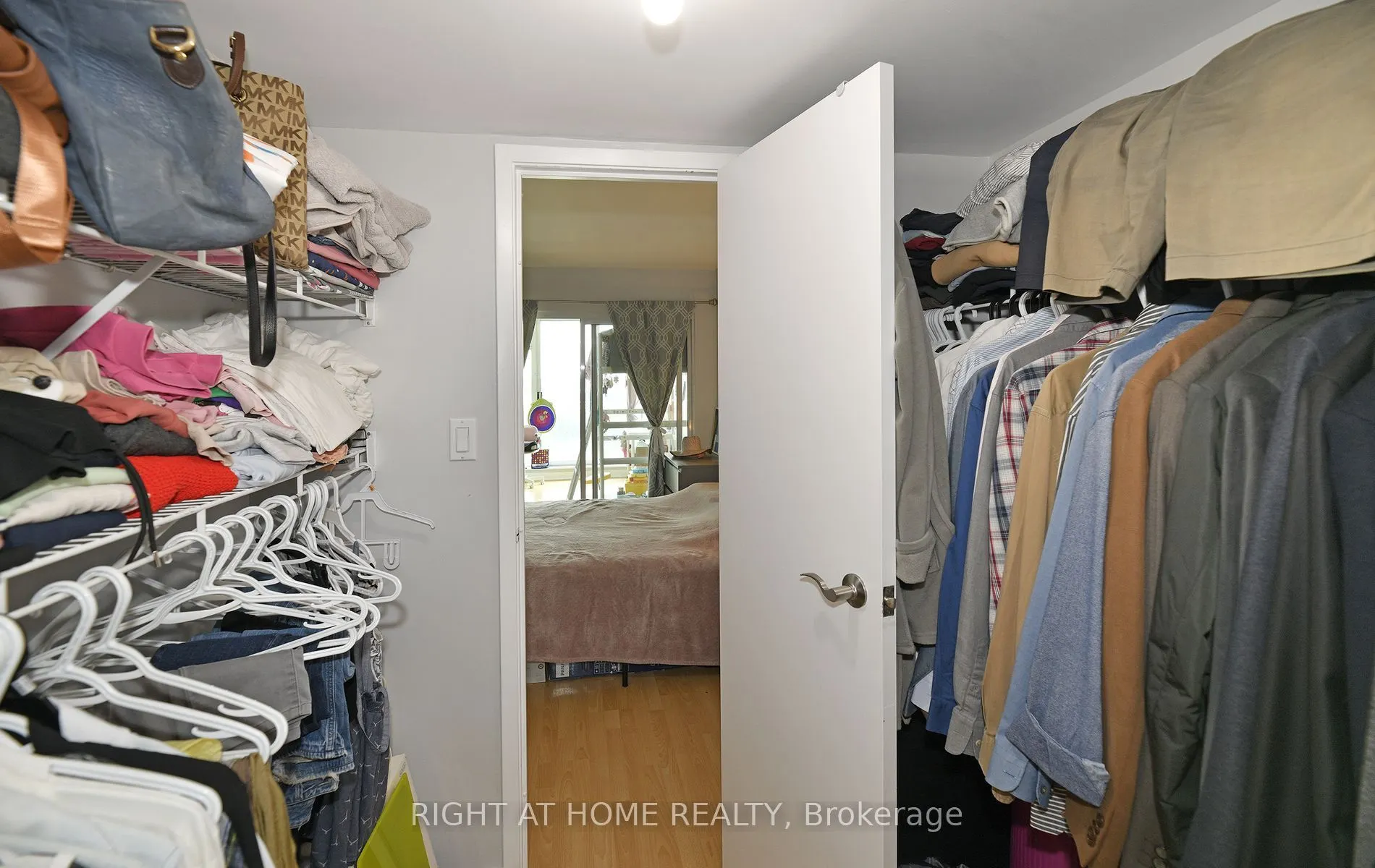 650 QUEENS Quay W, #1011