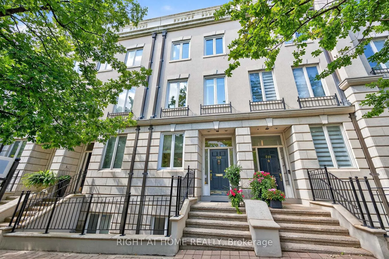 242 Walmer Road
