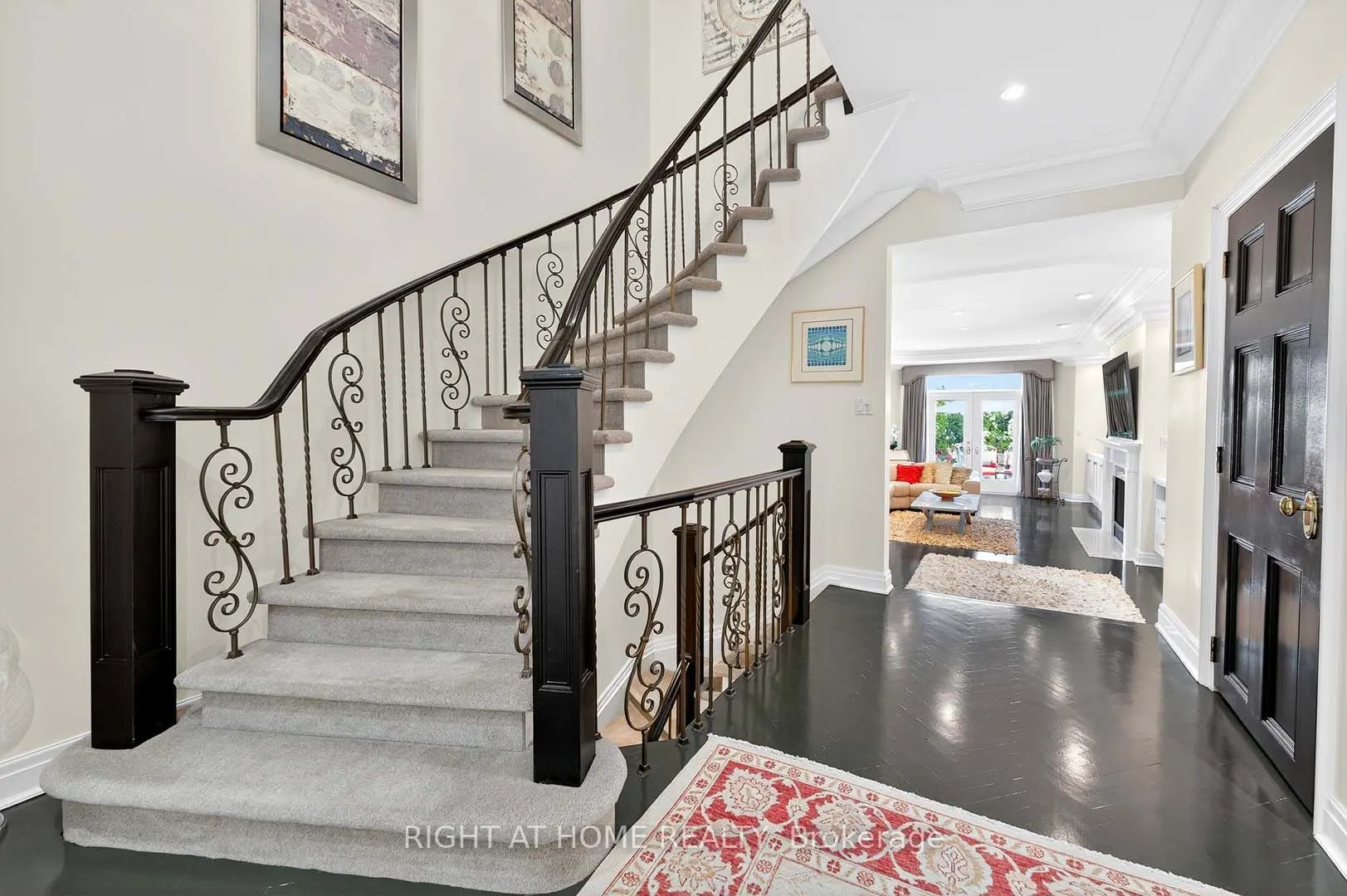 242 Walmer Road