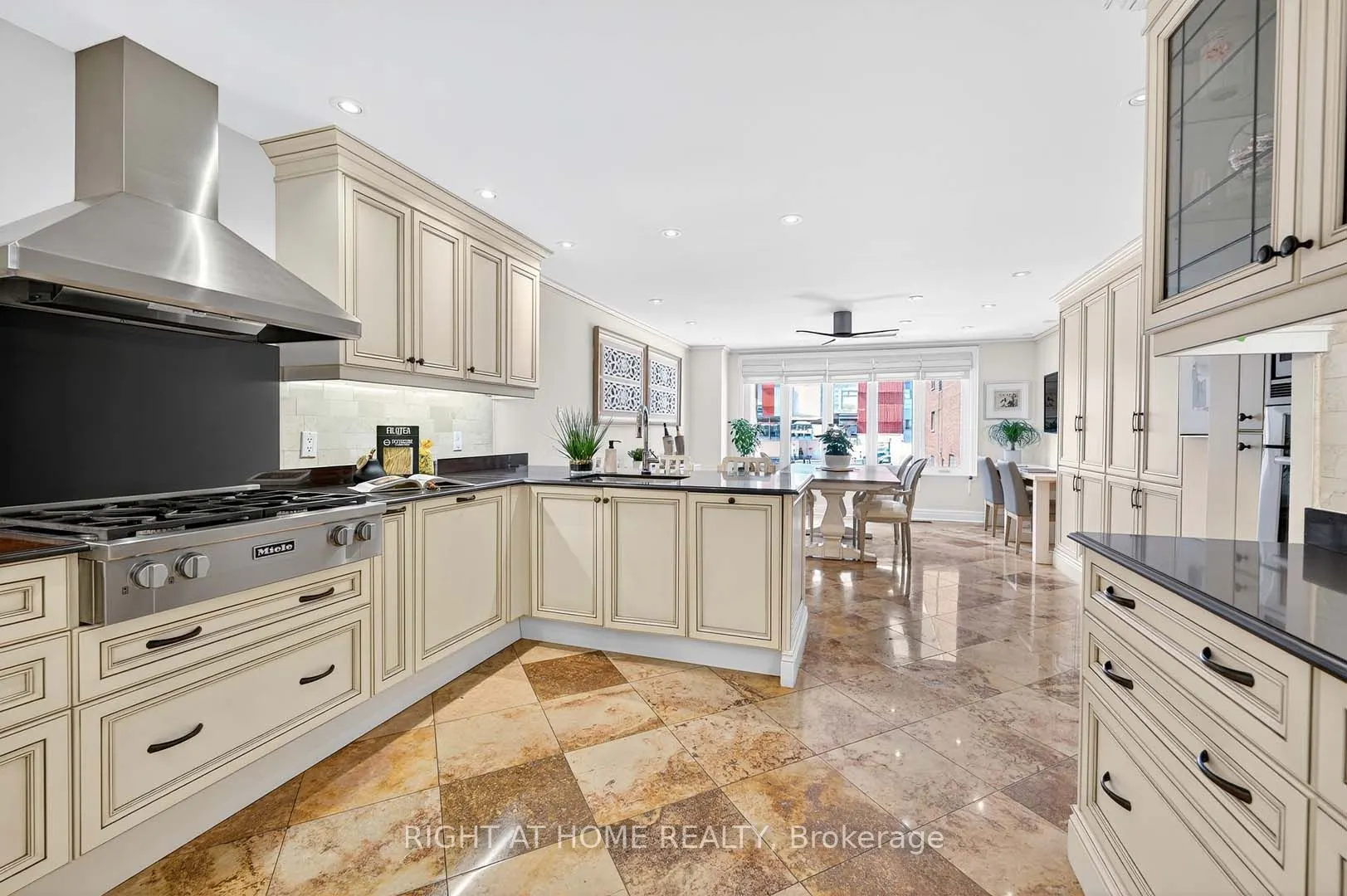 242 Walmer Road