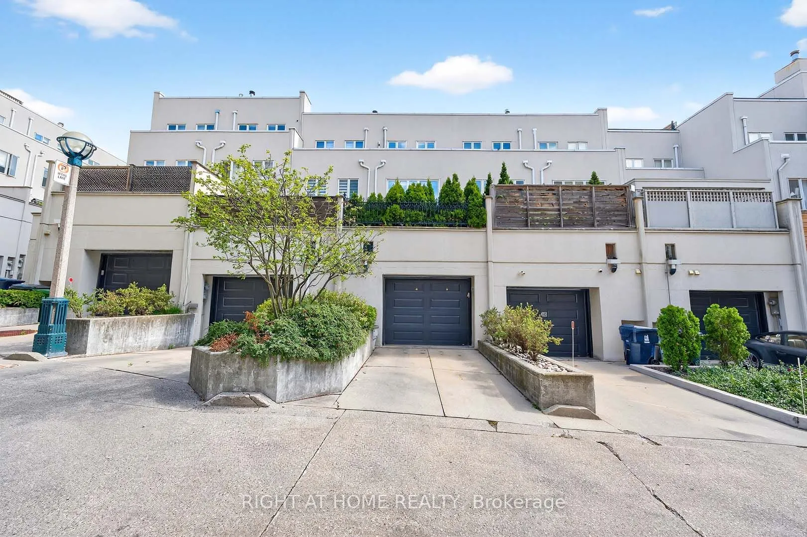 242 Walmer Road