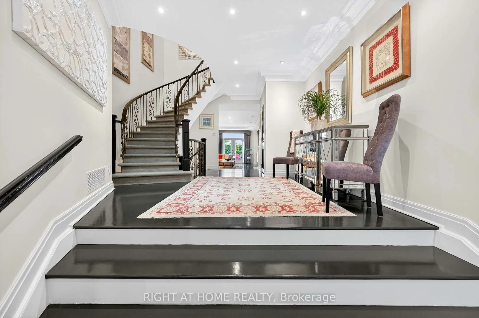 242 Walmer Road
