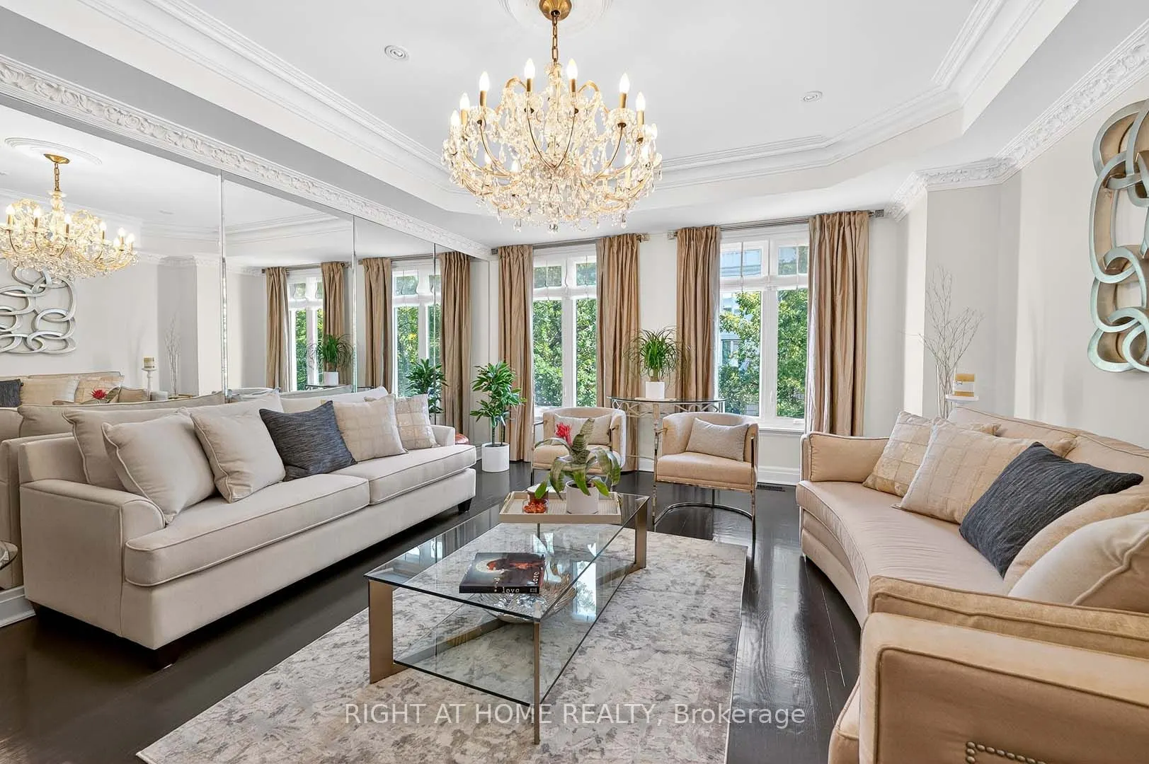 242 Walmer Road
