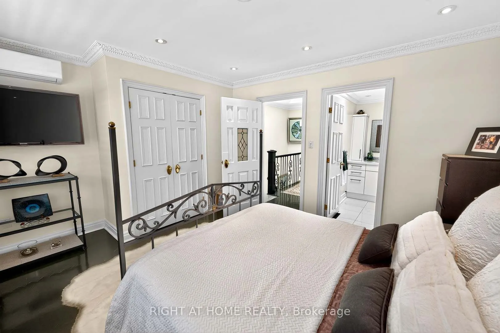242 Walmer Road